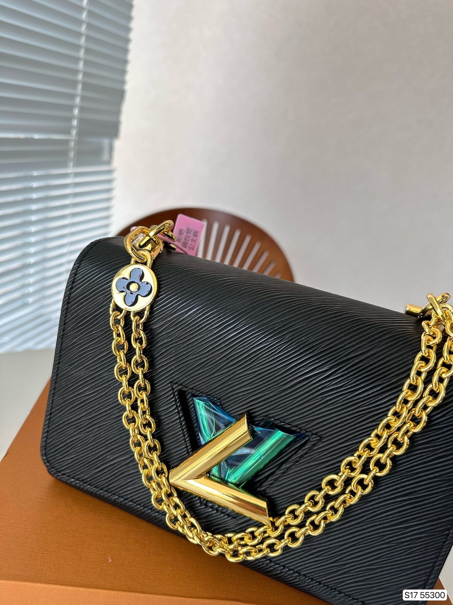 Twist Water Wave Twist Lock Bag