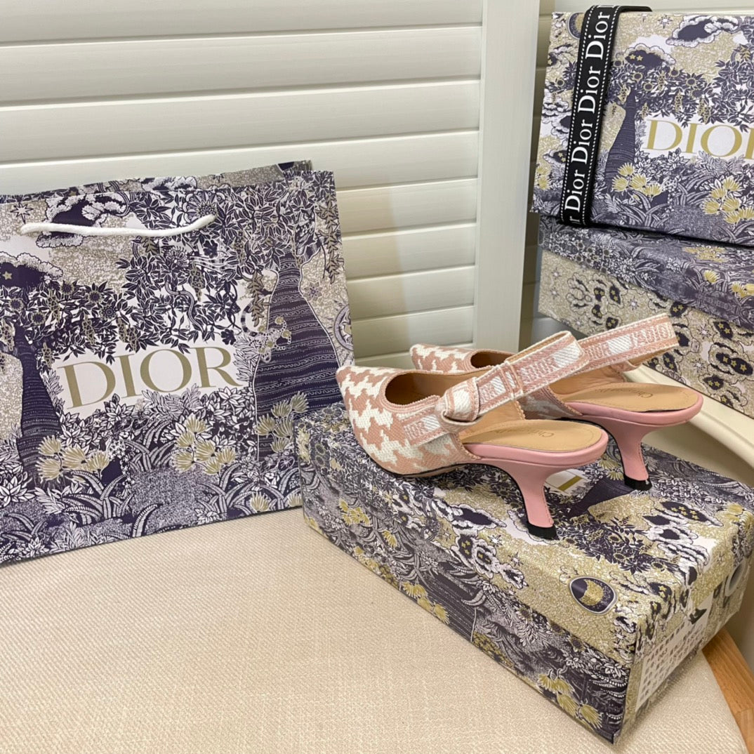 D   23 Years Velvet Serpentine/Print Collection