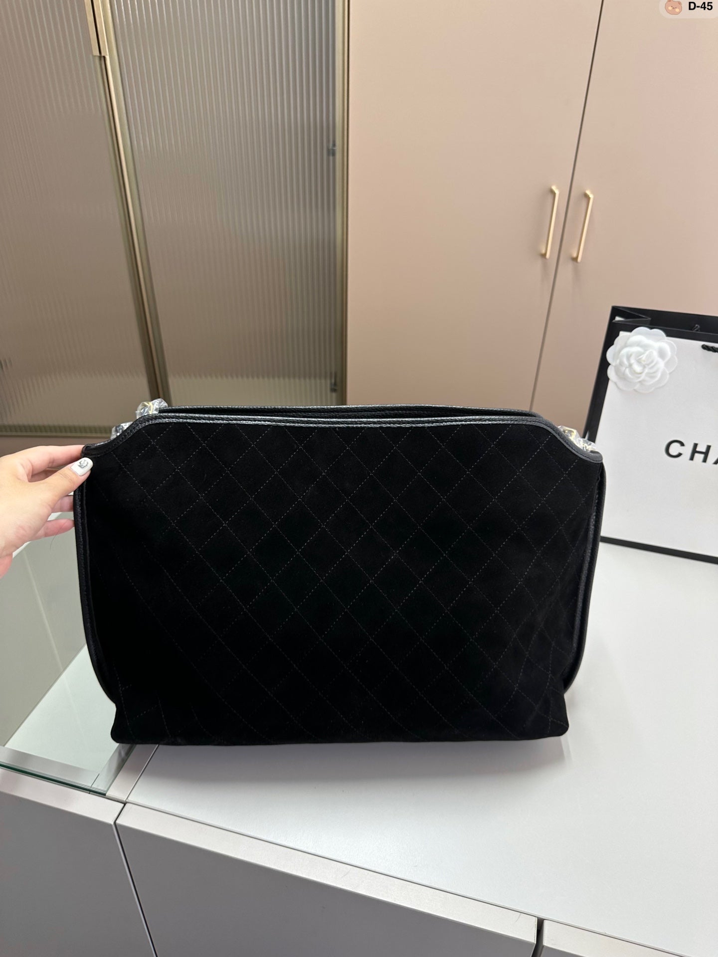 C  Brushed Leather Vintage Shopper Bag