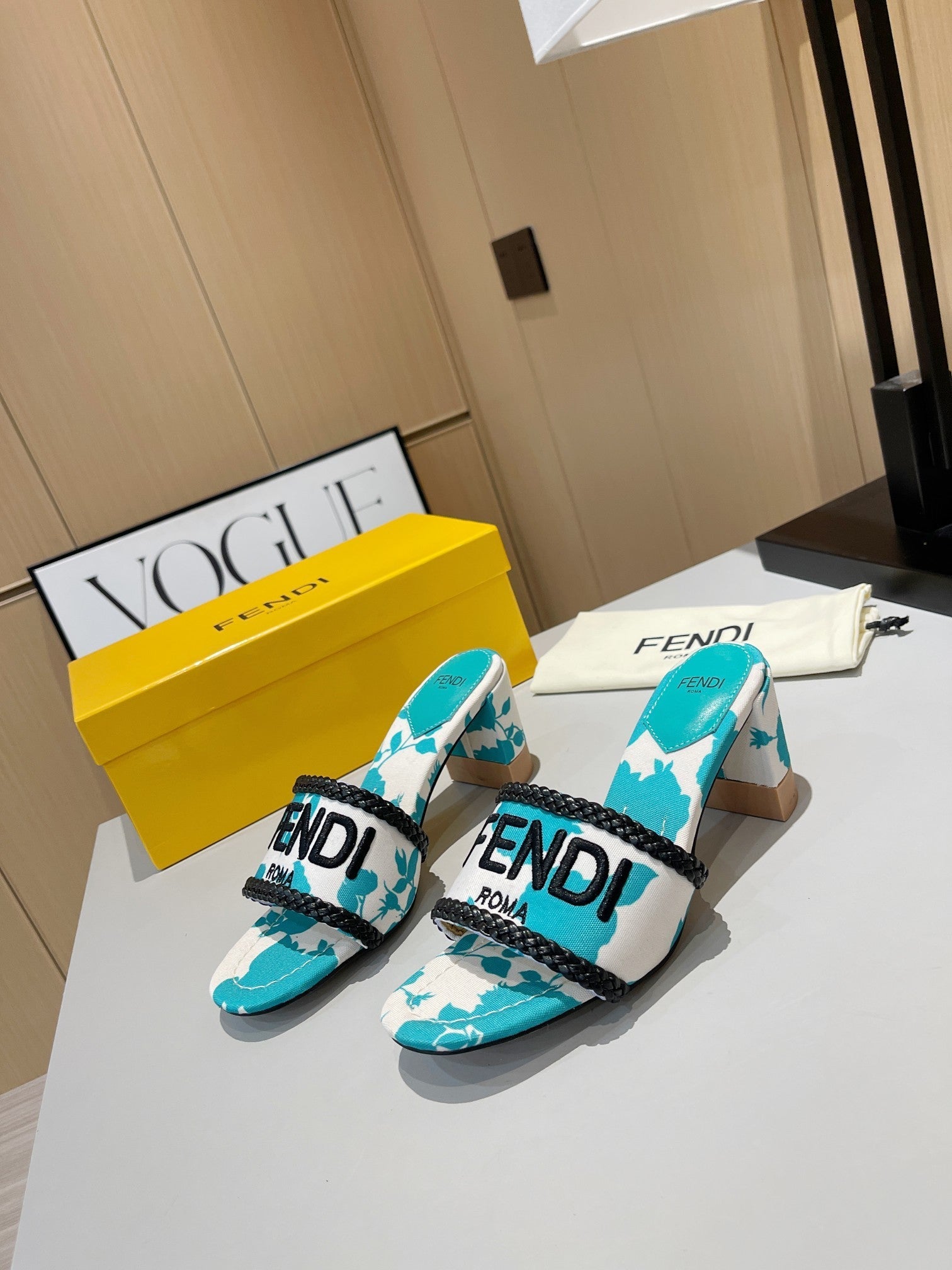 F  new high heel sandals