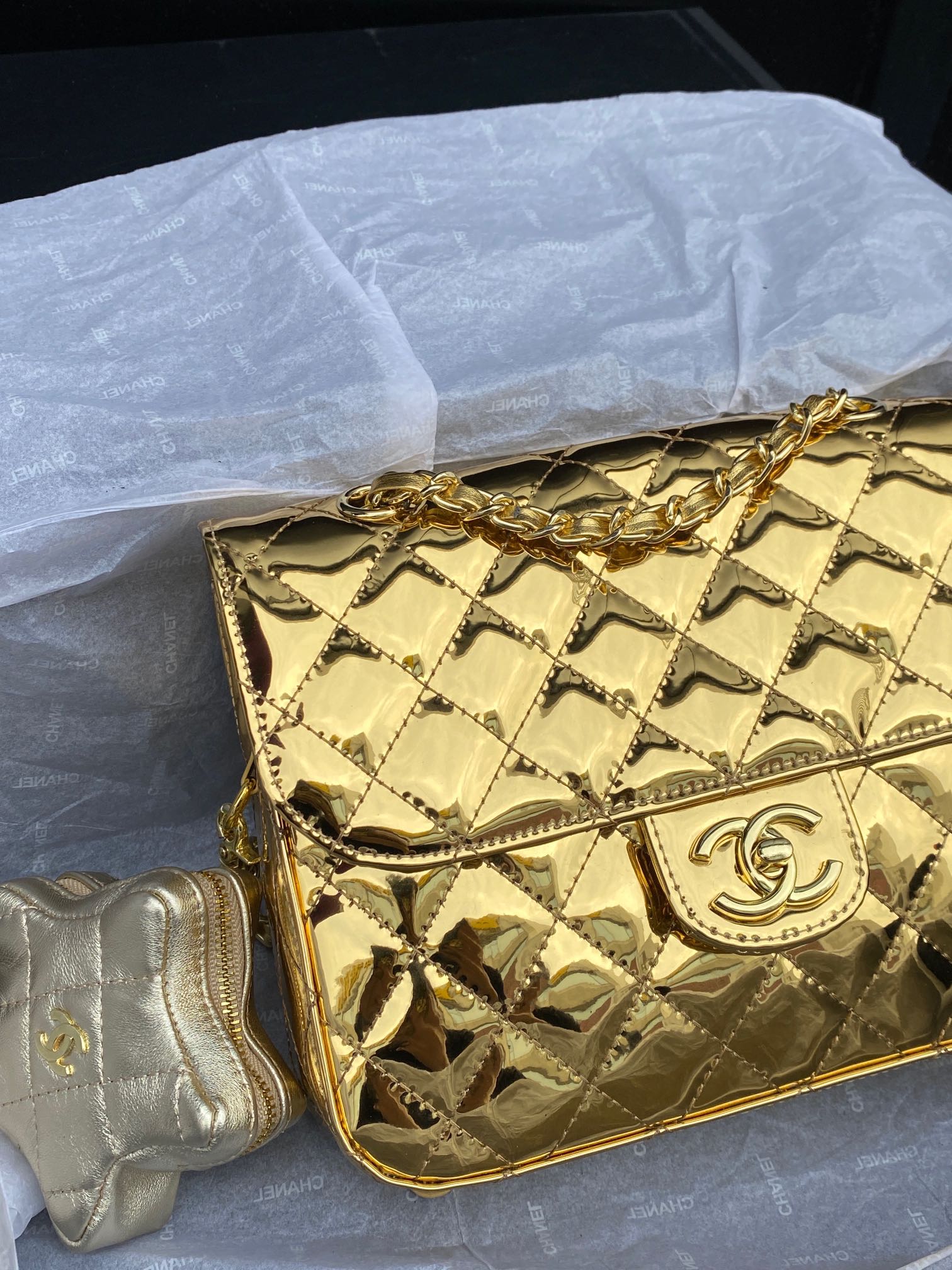 CHA* 24 patent leather bag