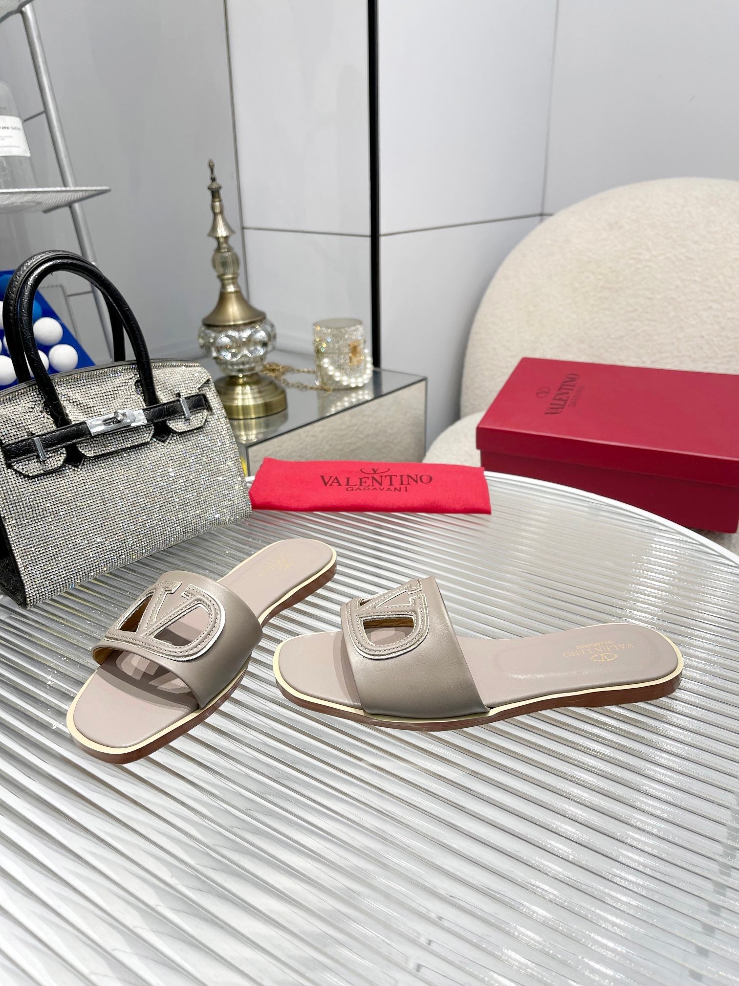 Valent* 24 new flat shoes