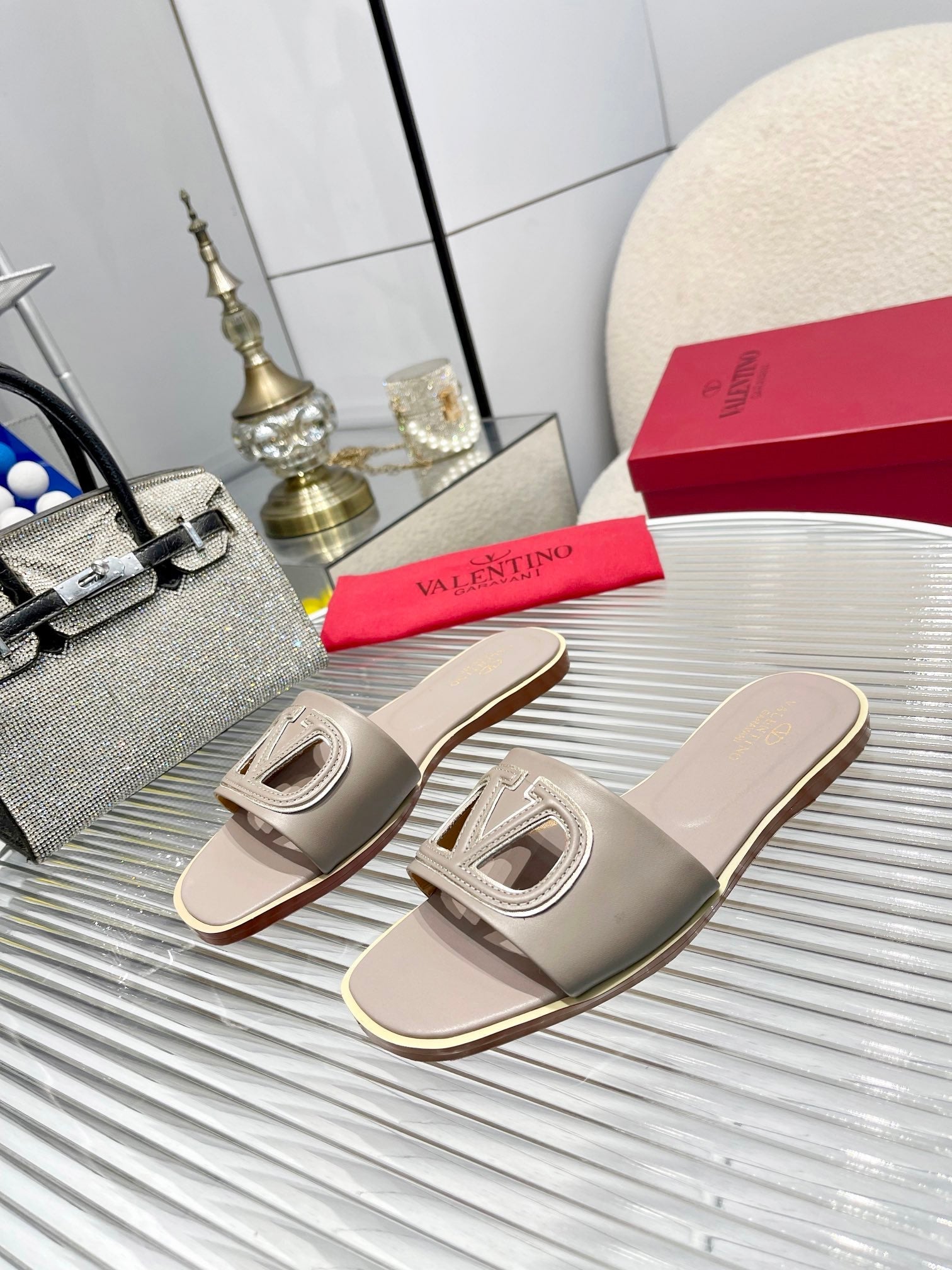 Valent* 24 new flat shoes