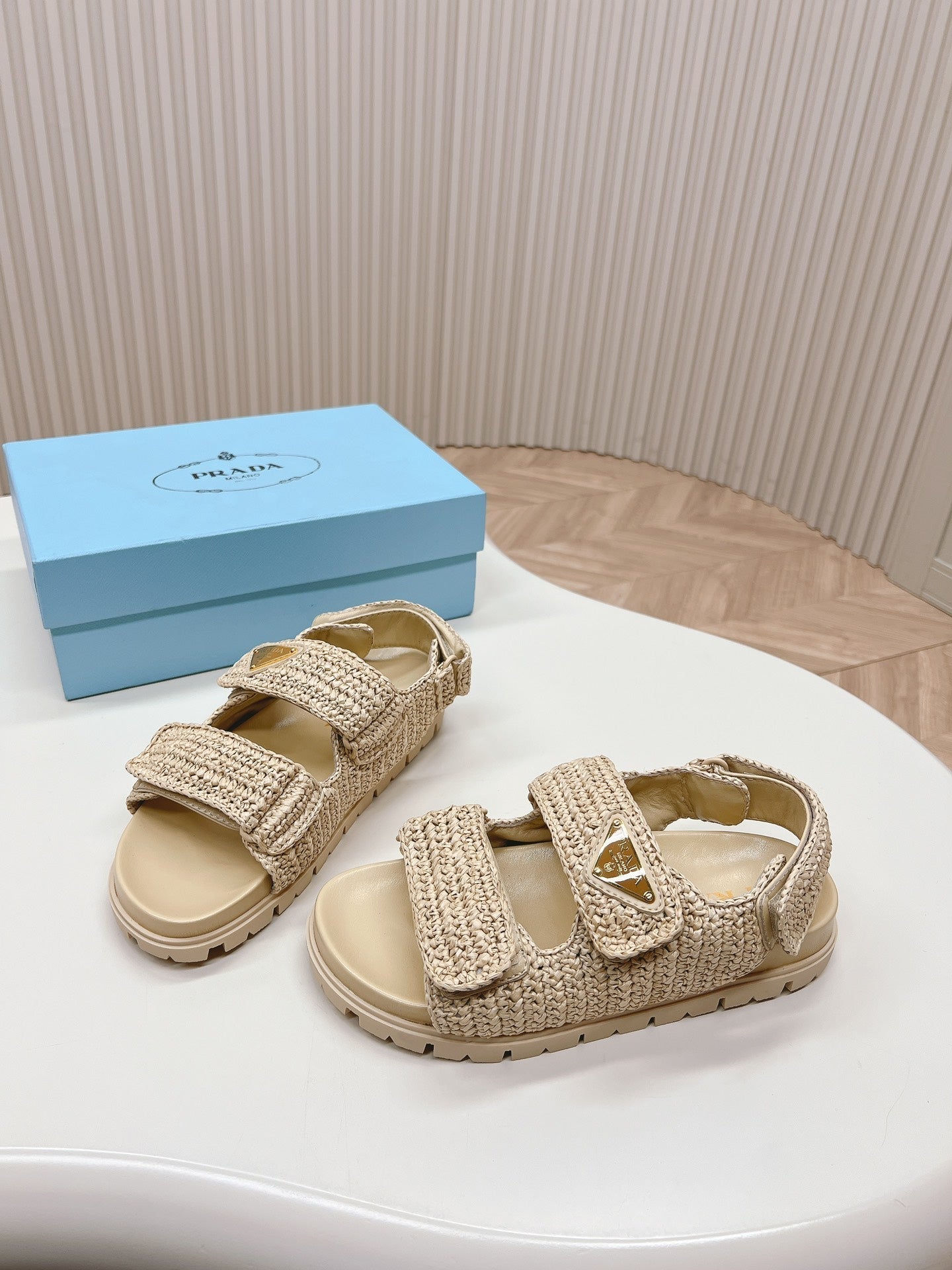 Pra*24 new woven sandals 1:1  VIP