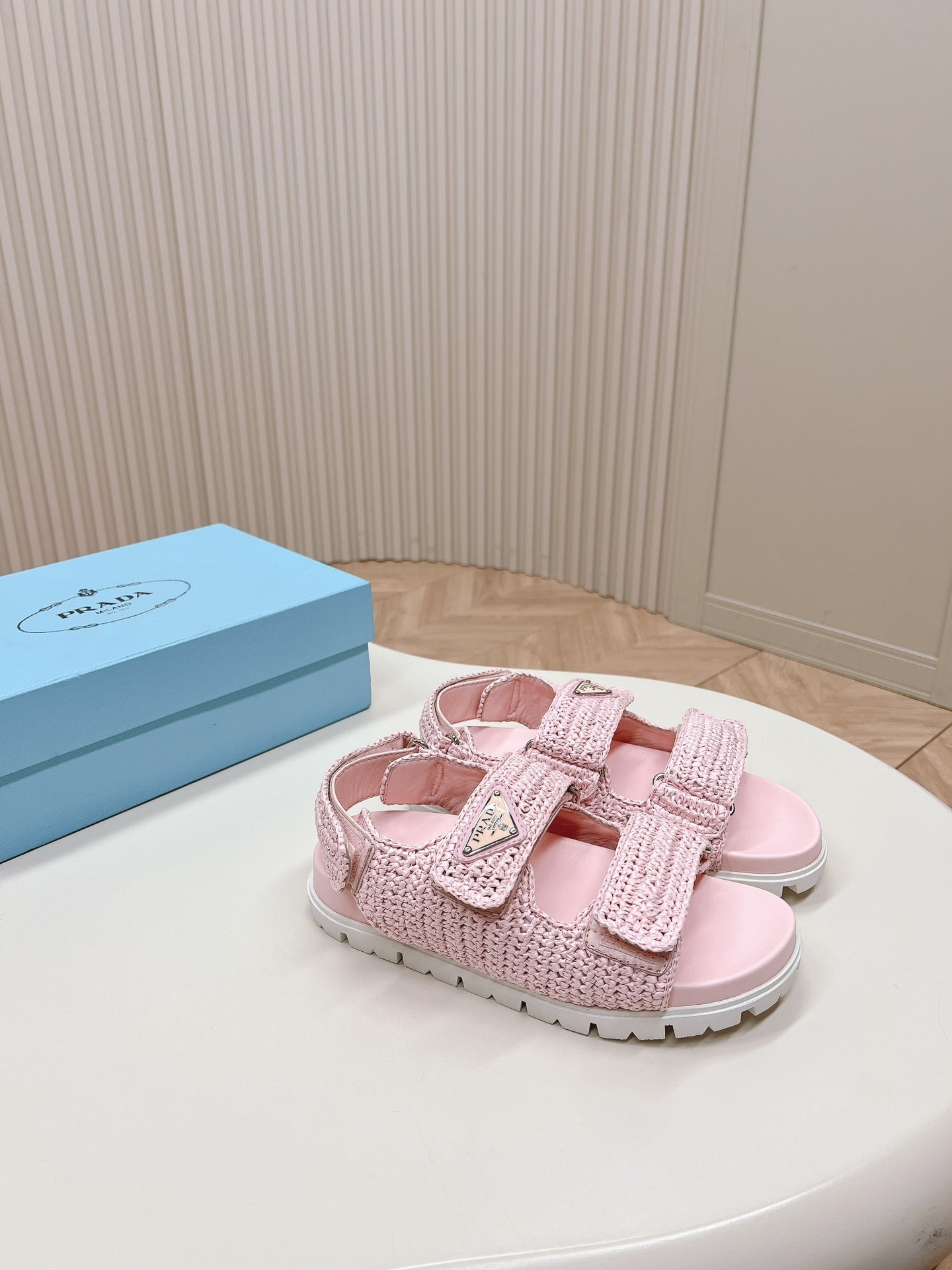 Pra*24 new woven sandals 1:1  VIP