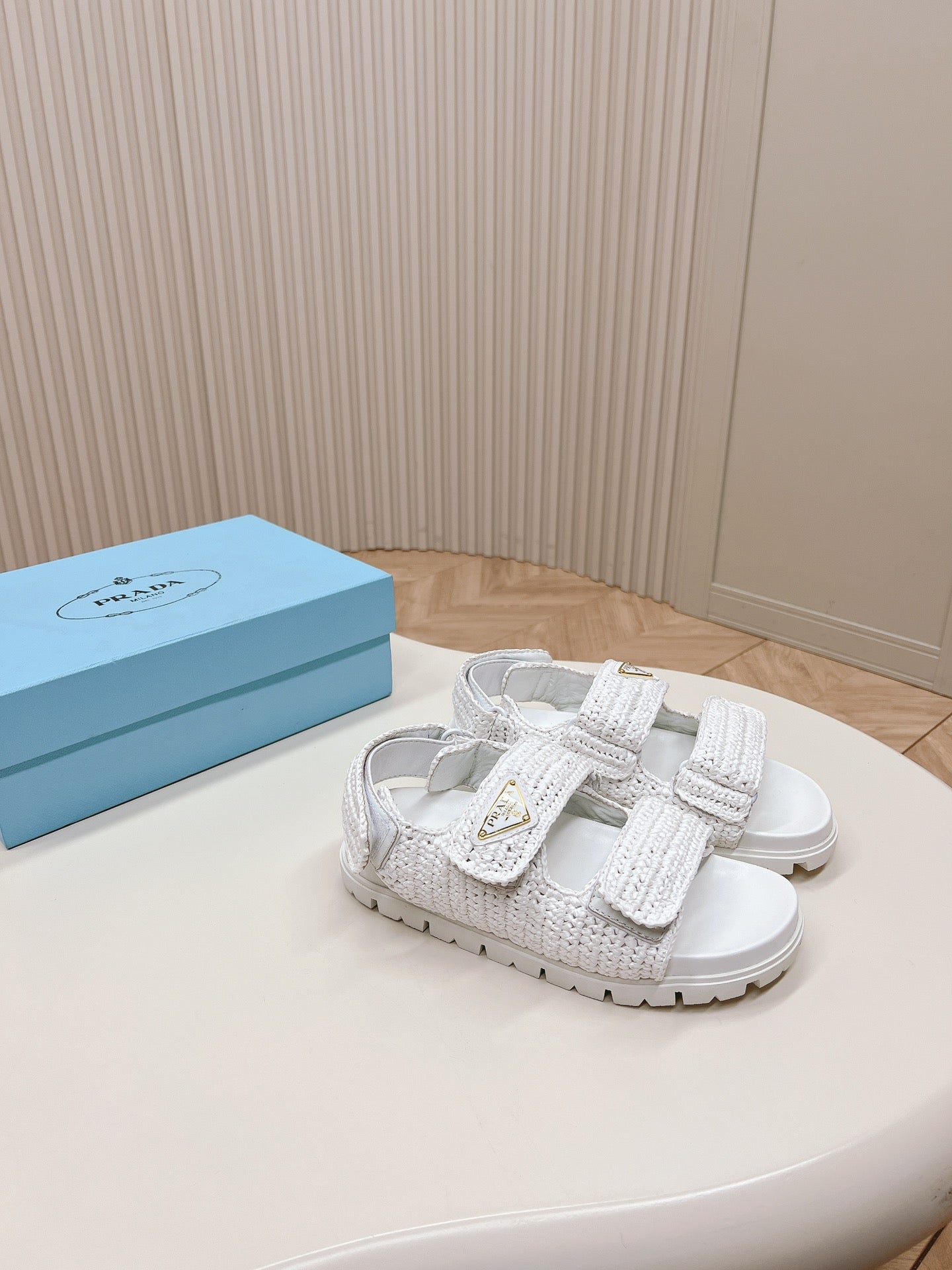 Pra*24 new woven sandals 1:1  VIP