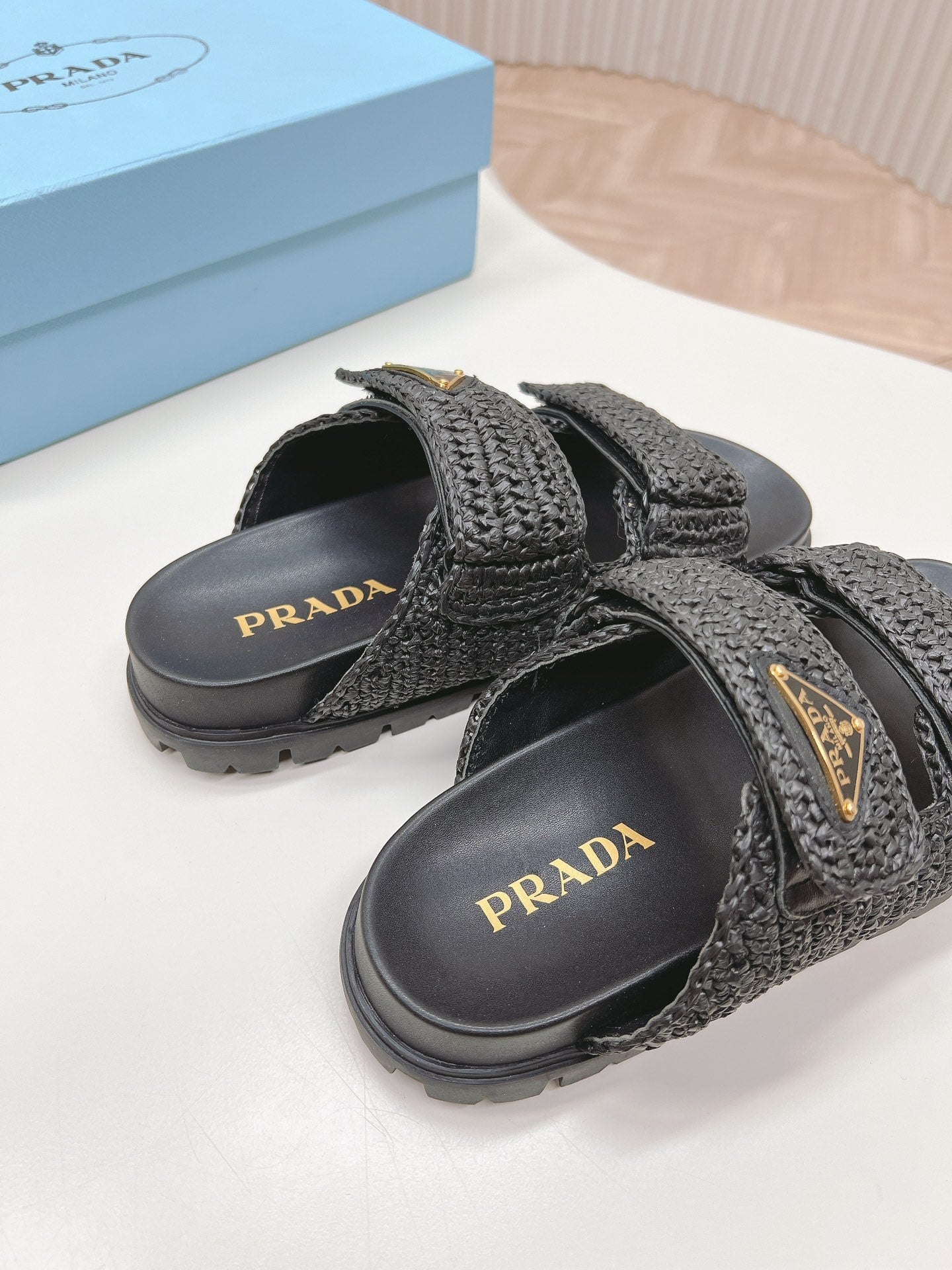 Prada 24 new woven slippers 1:1  VIP