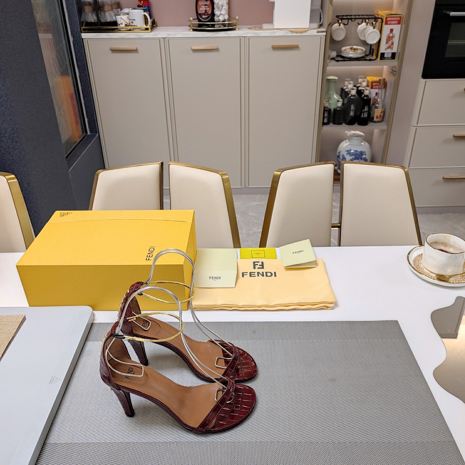 FEN* 24 new leather high heels 1:1 VIP