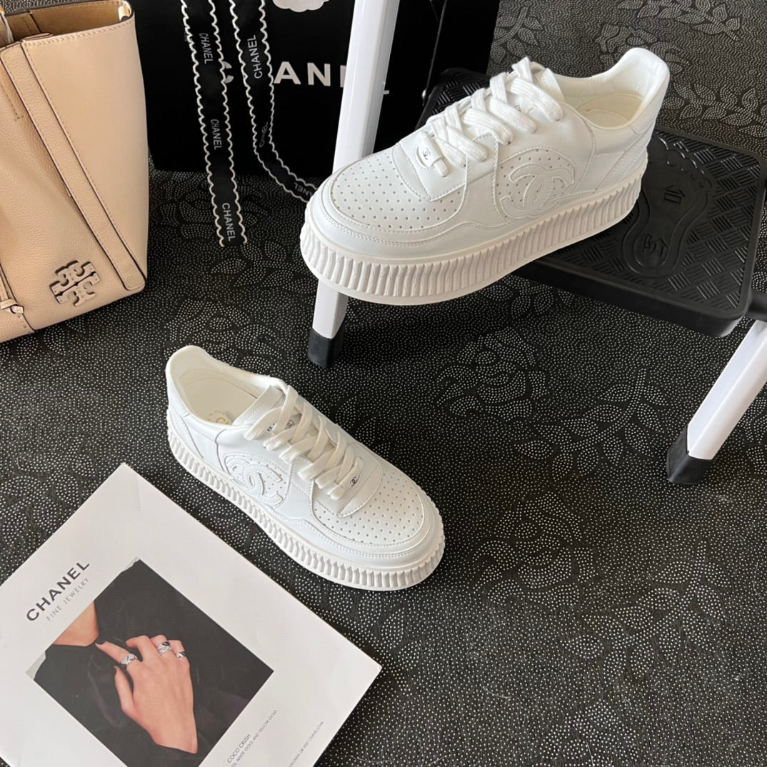 CHAN* 24 new thick-soled casual shoes