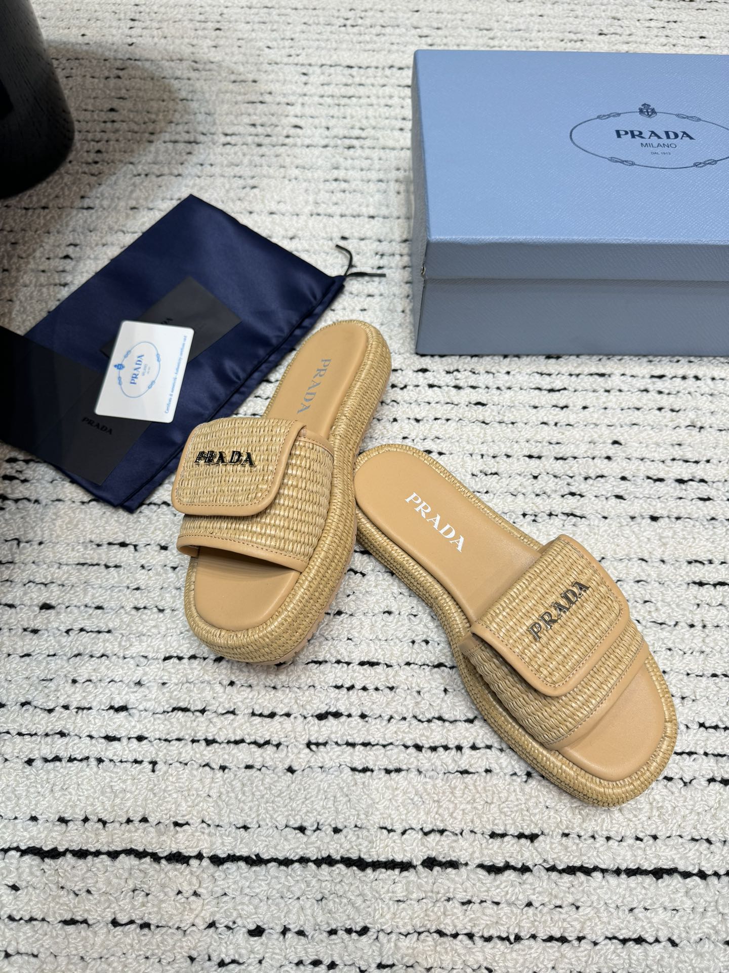 PRA* 24 New Straw Shoes Slippers 1:1 VIP