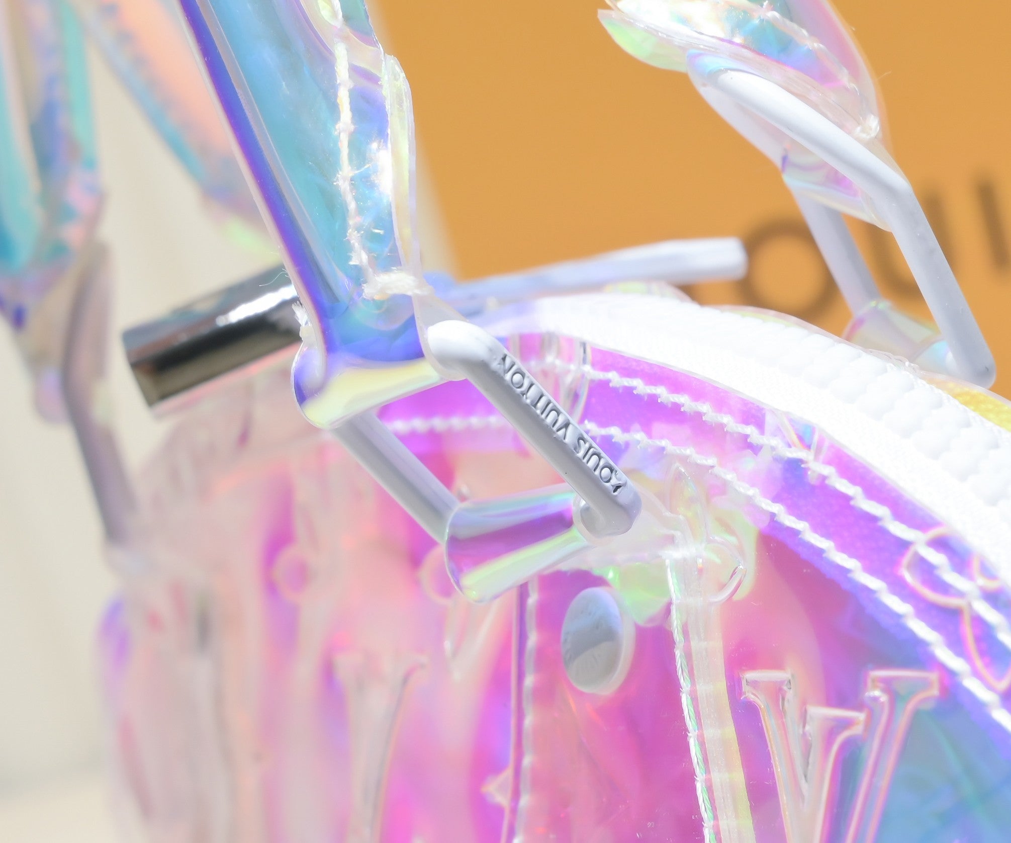 LOU* colorful shell bag