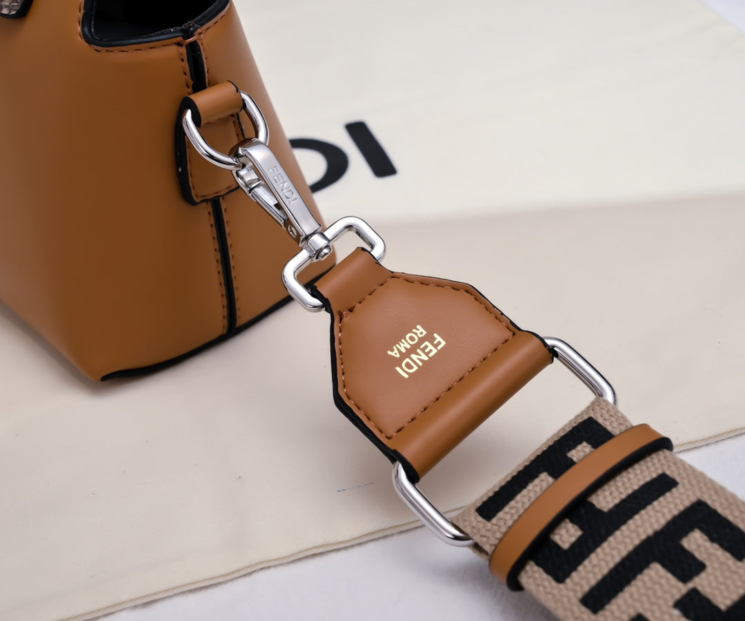 FE* 24 New Boston Tote Bag