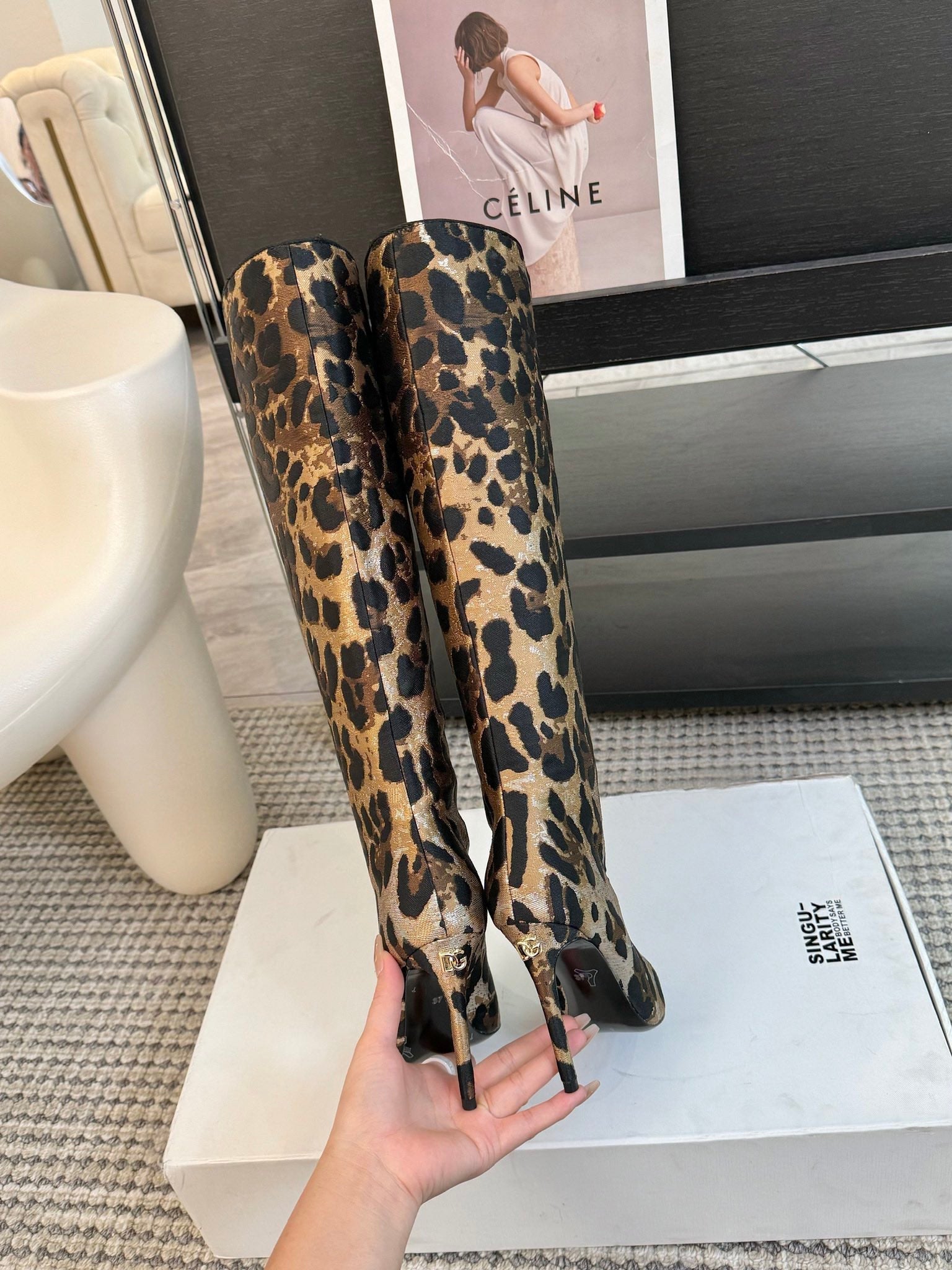 Dolc* & Gabban* 24SS Pointed Toe Leopard Print High Heel Boots 1:1 VIP 11