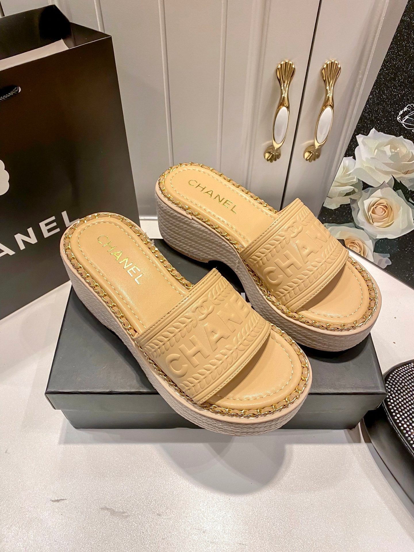 CHAN* 25 Platform Slippers