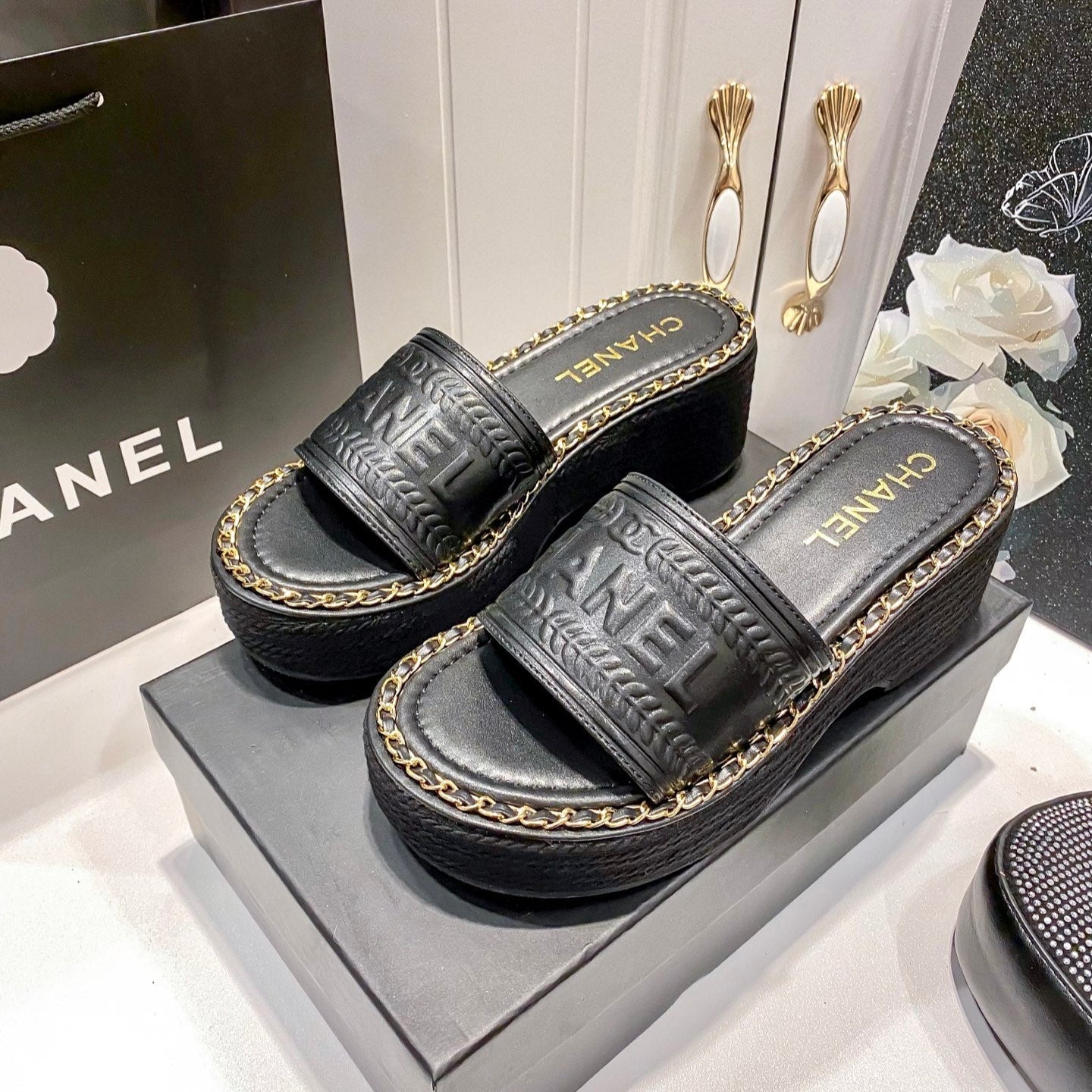 CHAN* 25 Platform Slippers
