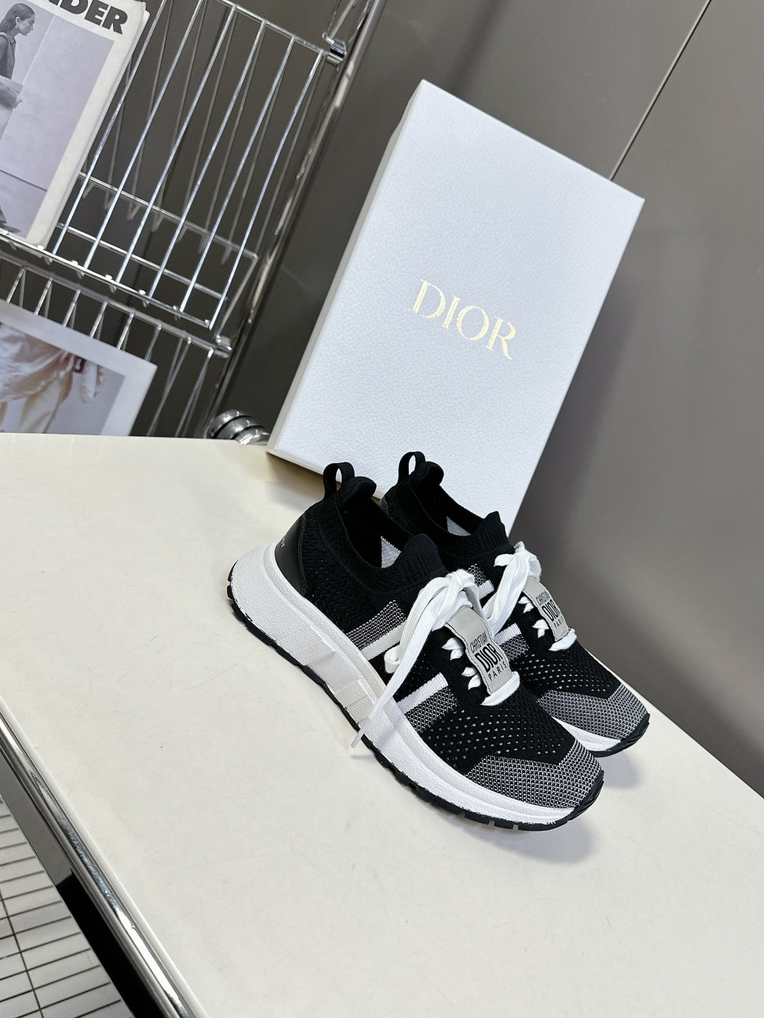 DIO* 25SS Knitted Sneakers VIP