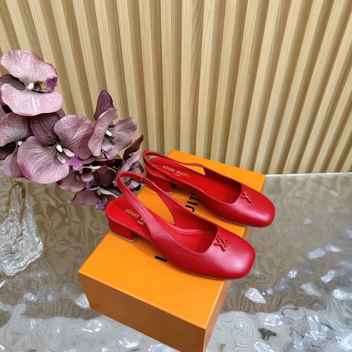 LOU* 25SS vintage sandals VIP