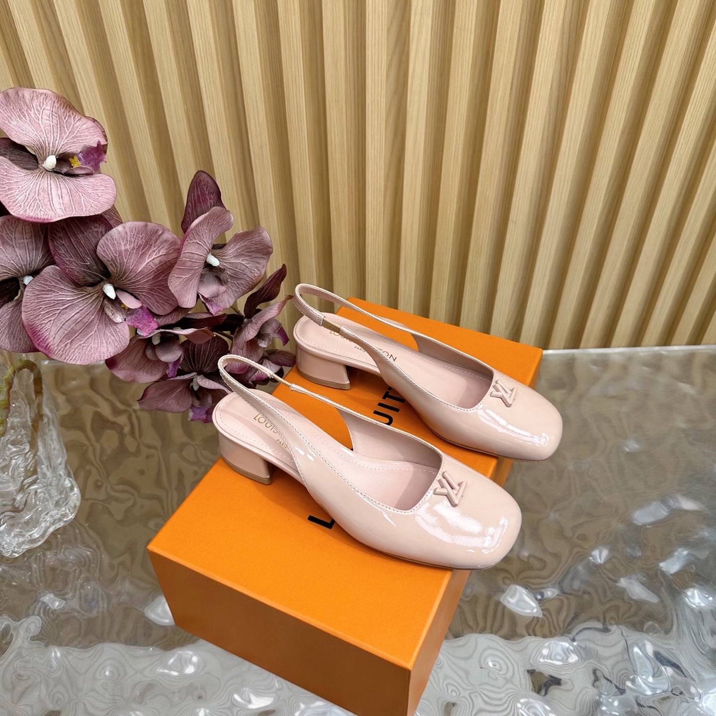 LOU* 25SS vintage sandals VIP