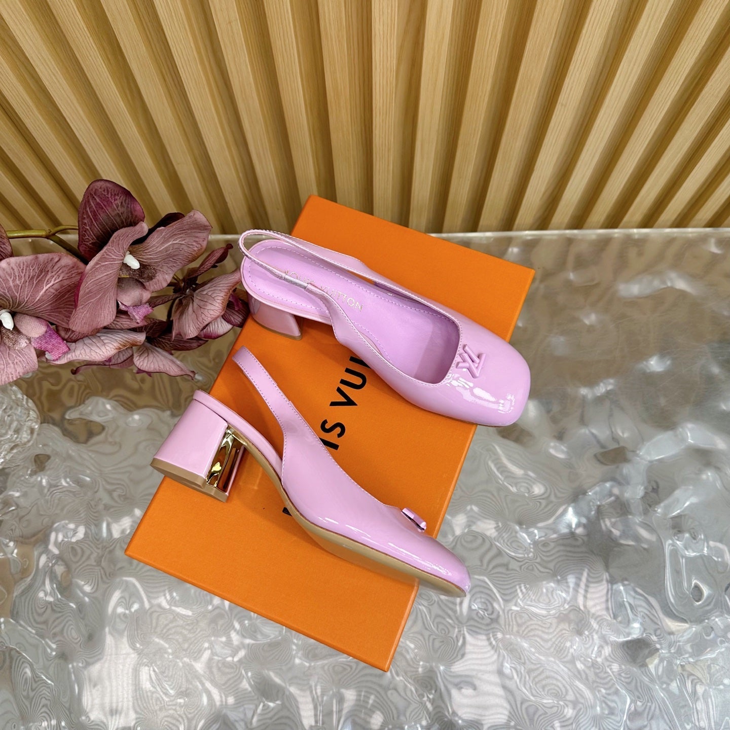 LOU* 25SS vintage sandals VIP