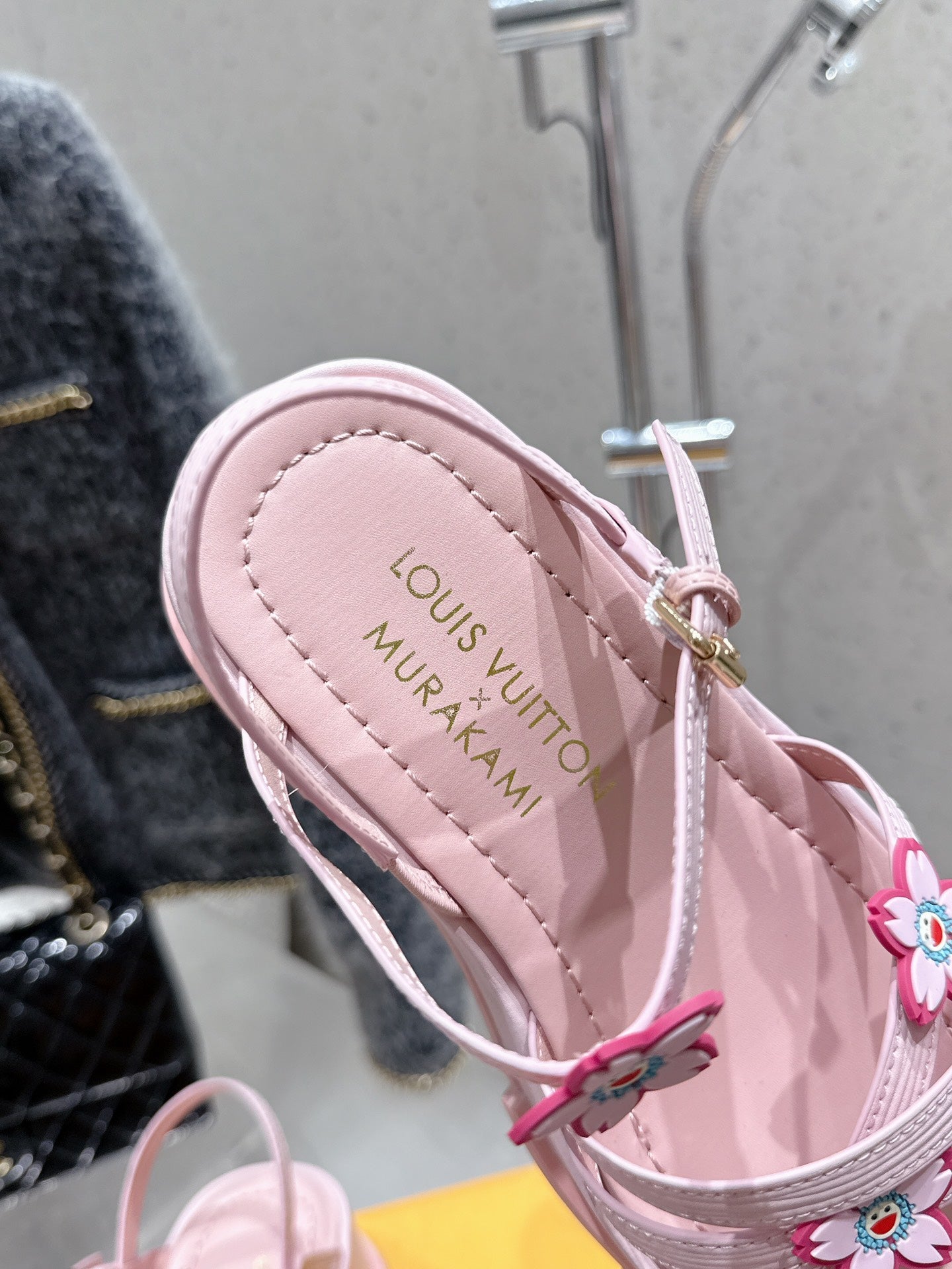 LOU* 25SS Platform Sandals VIP