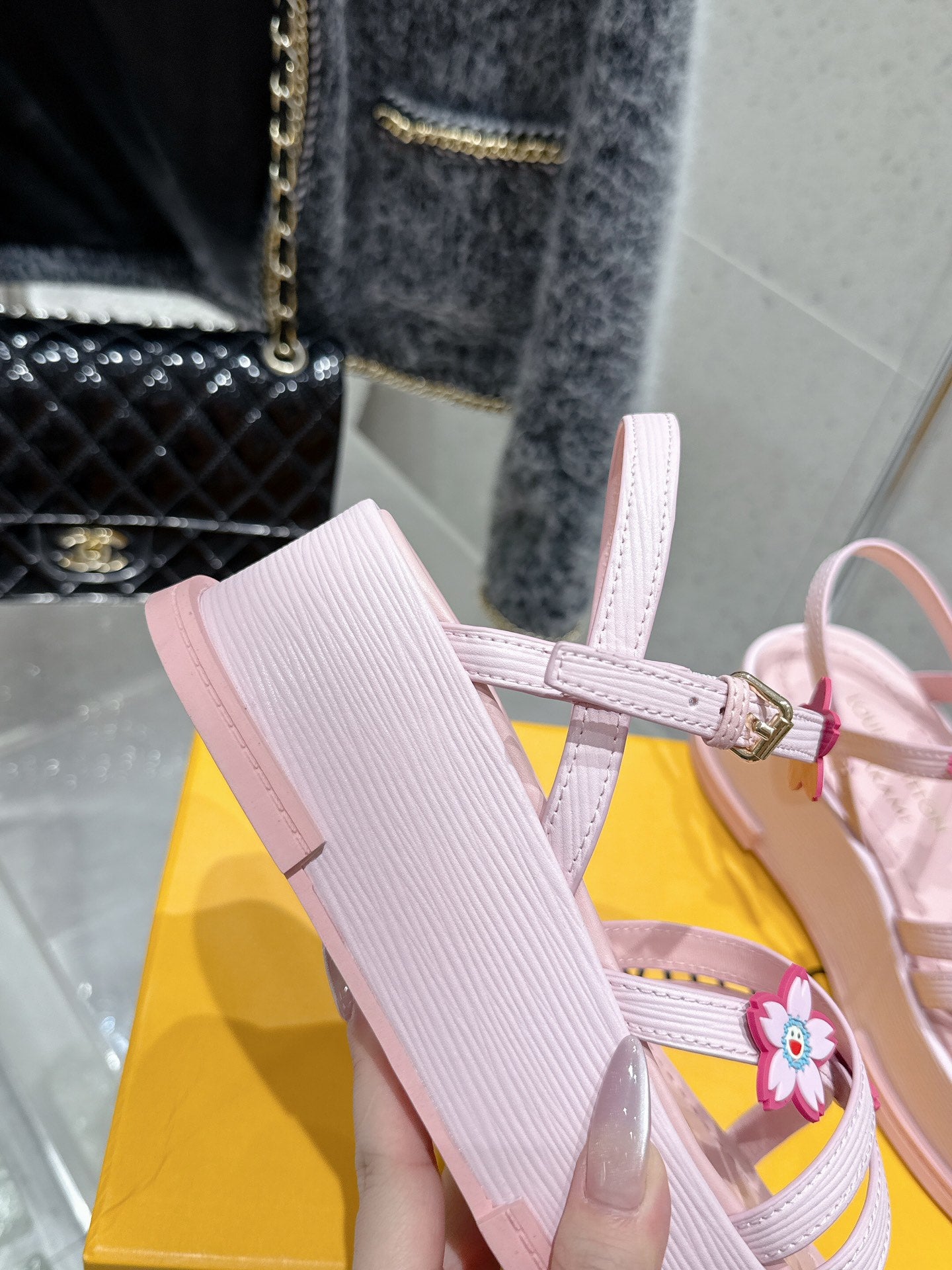 LOU* 25SS Platform Sandals VIP