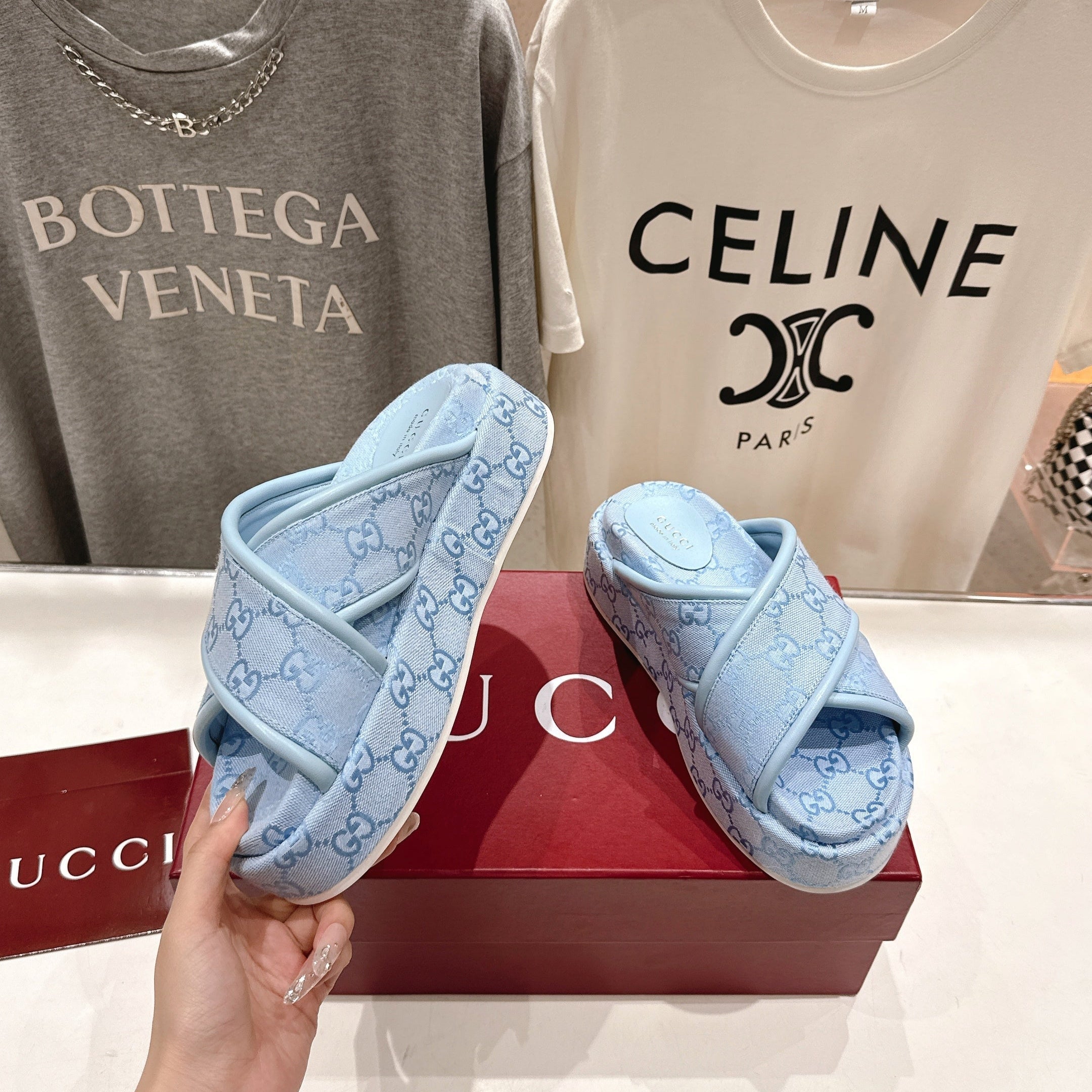 GU* 25SS platform slippers VIP