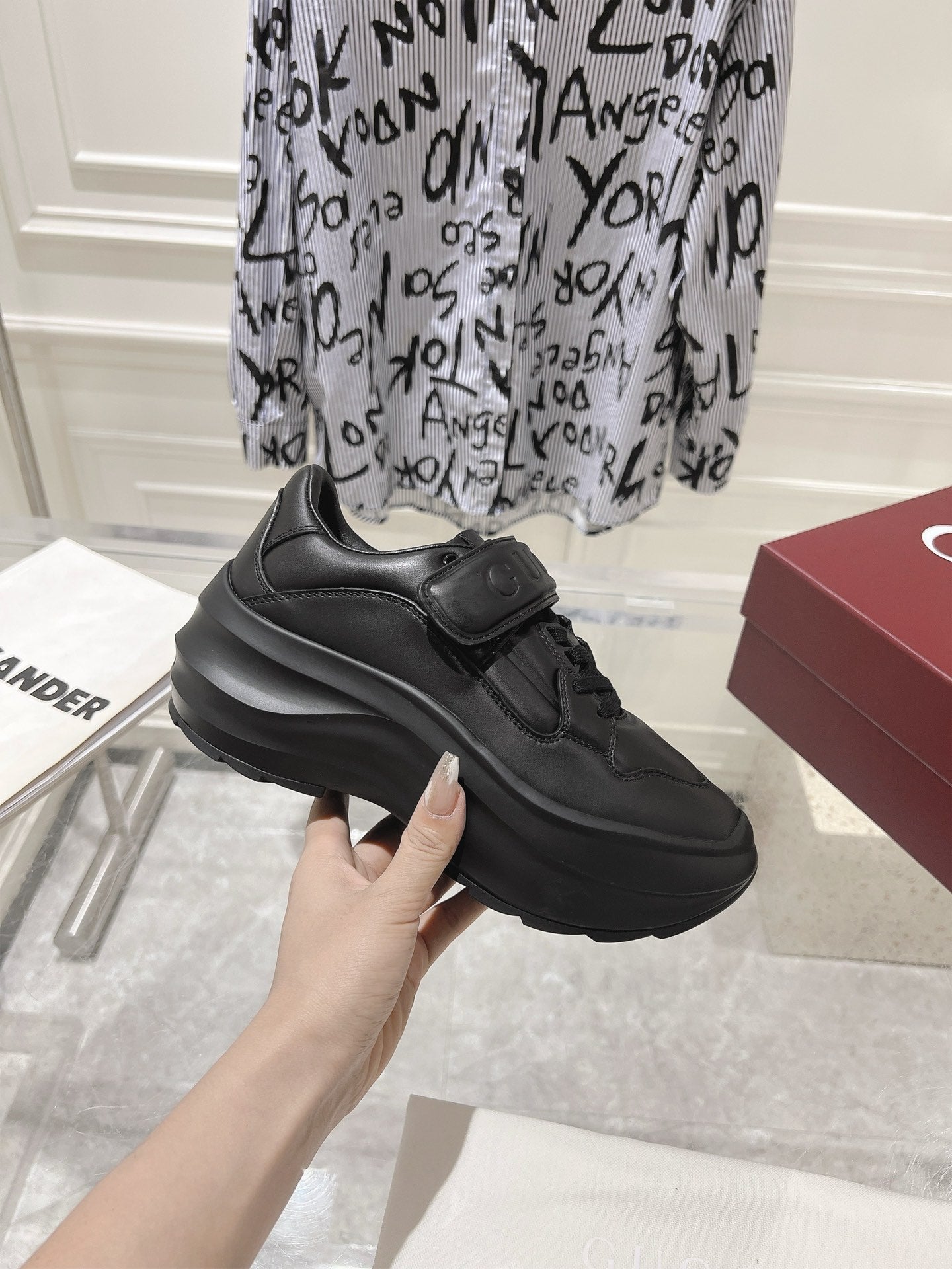 GU* 25SS thick-soled dad shoes VIP