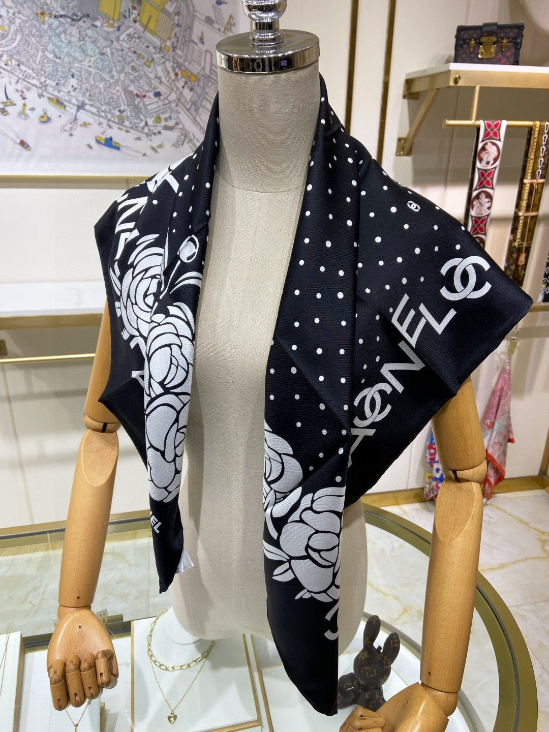 CHNA* Square scarf