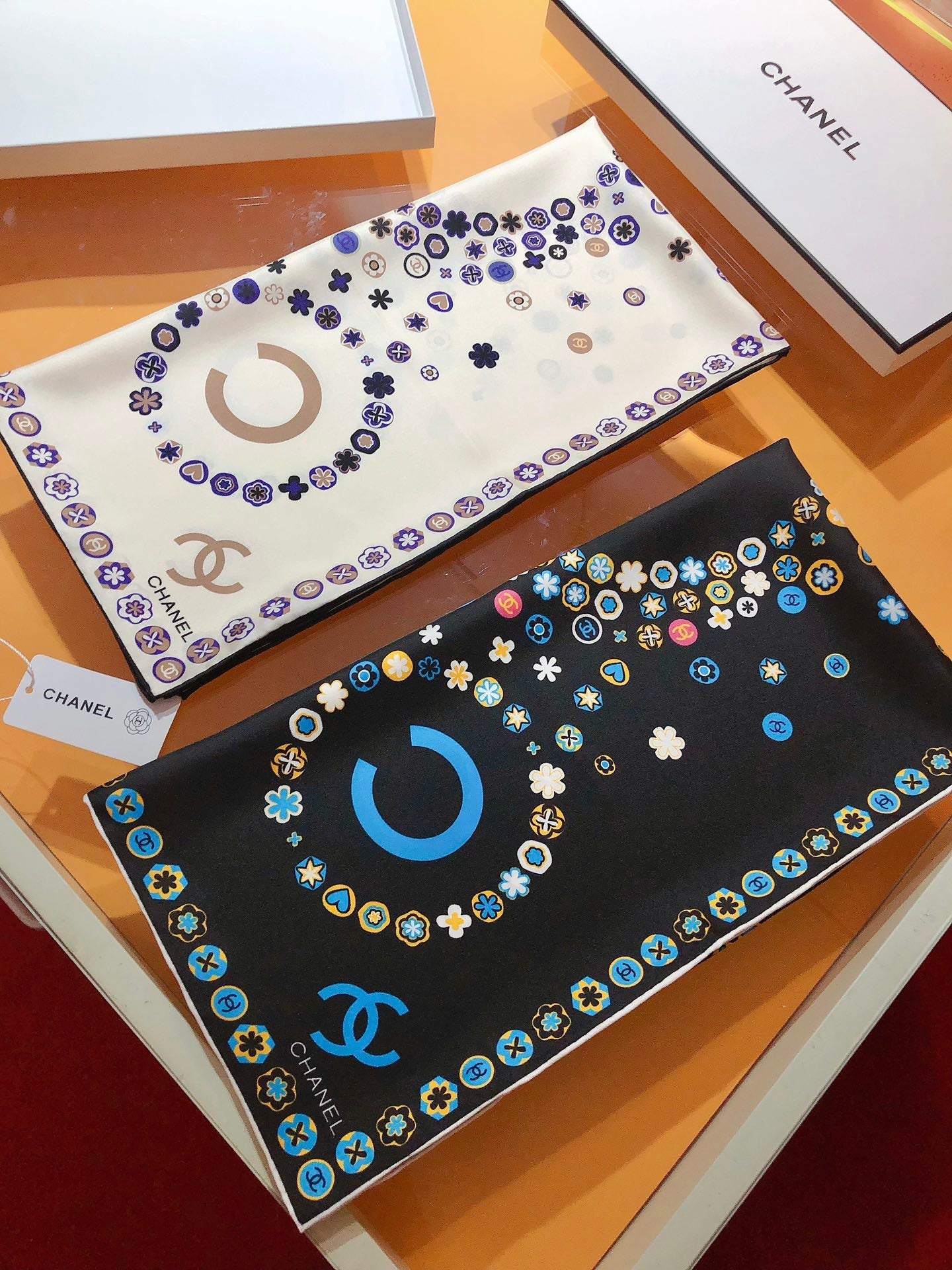 CHAN* 25SS square scarf