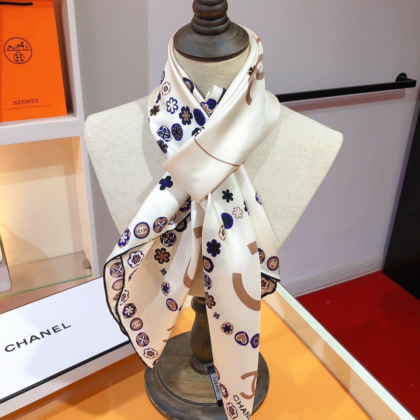 CHAN* 25SS square scarf