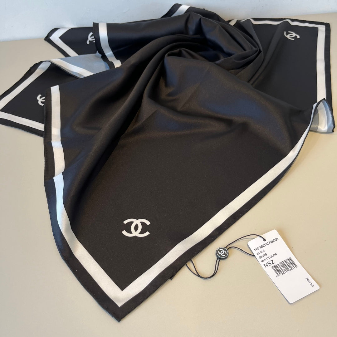 CHAN* 25SS 100% silk square scarf