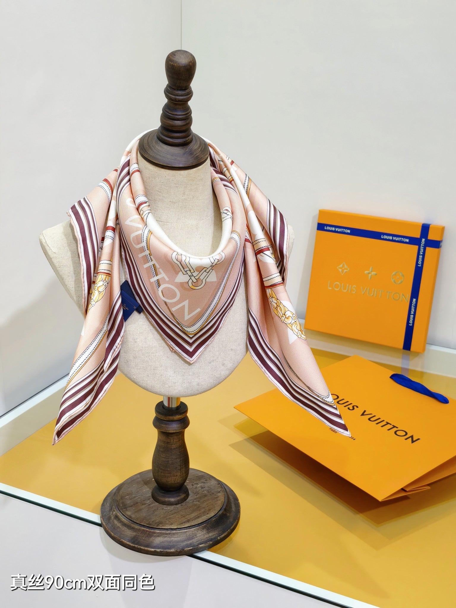 LV* 25SS 100% silk square scarf