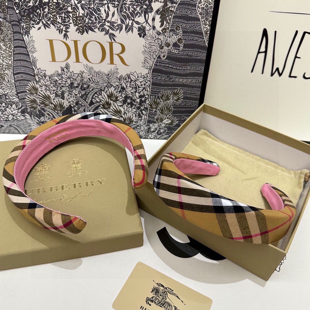 Burberry* 25SS hairpin