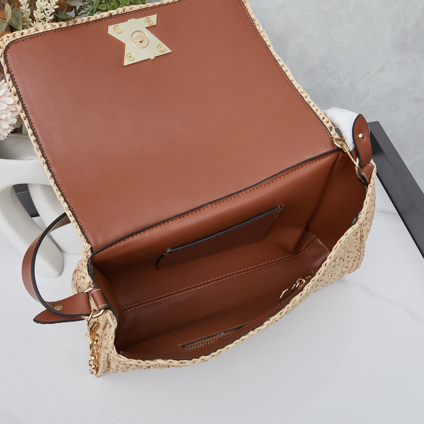 LOU* 25SS woven raffia bag