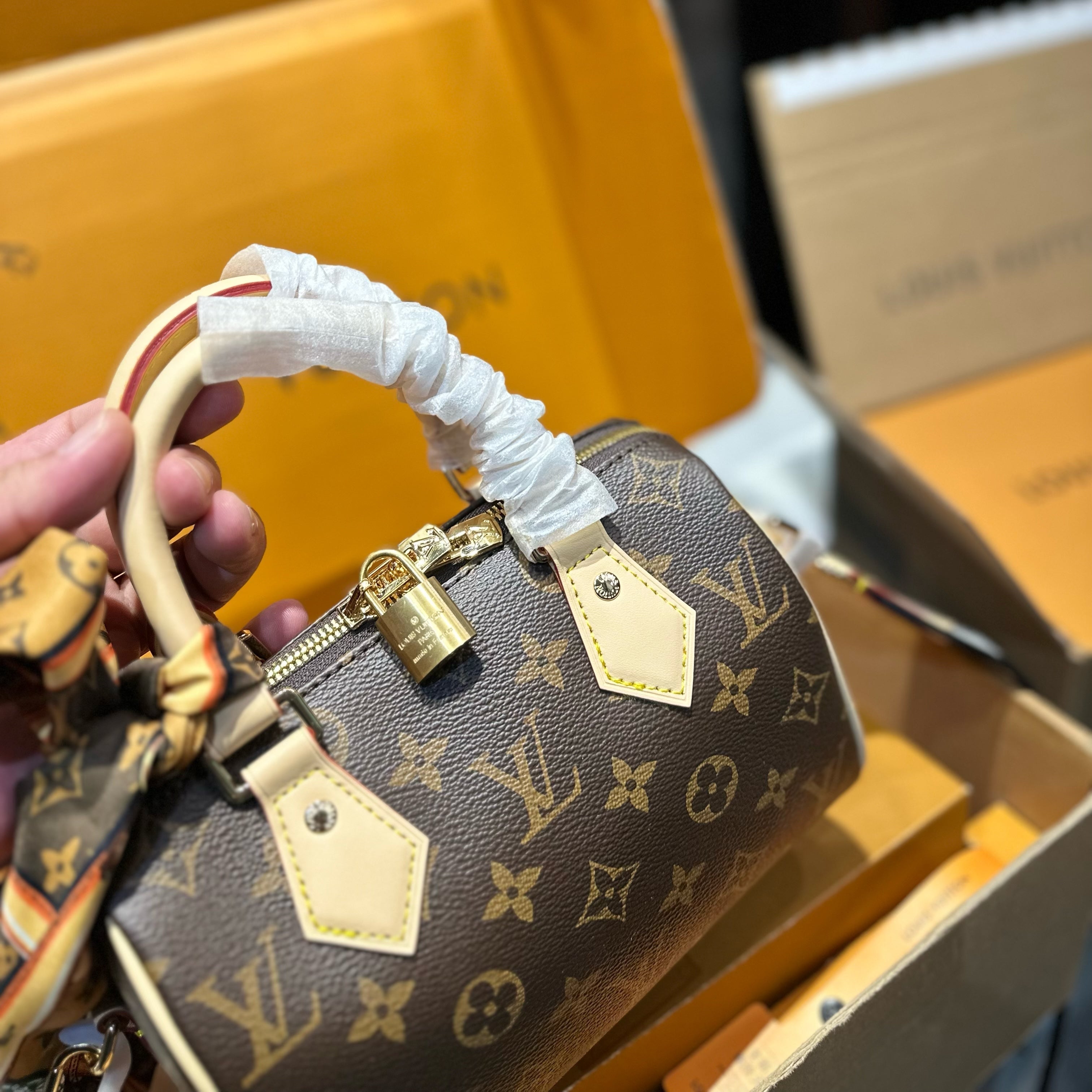 Nano Speedy Pillow Bag