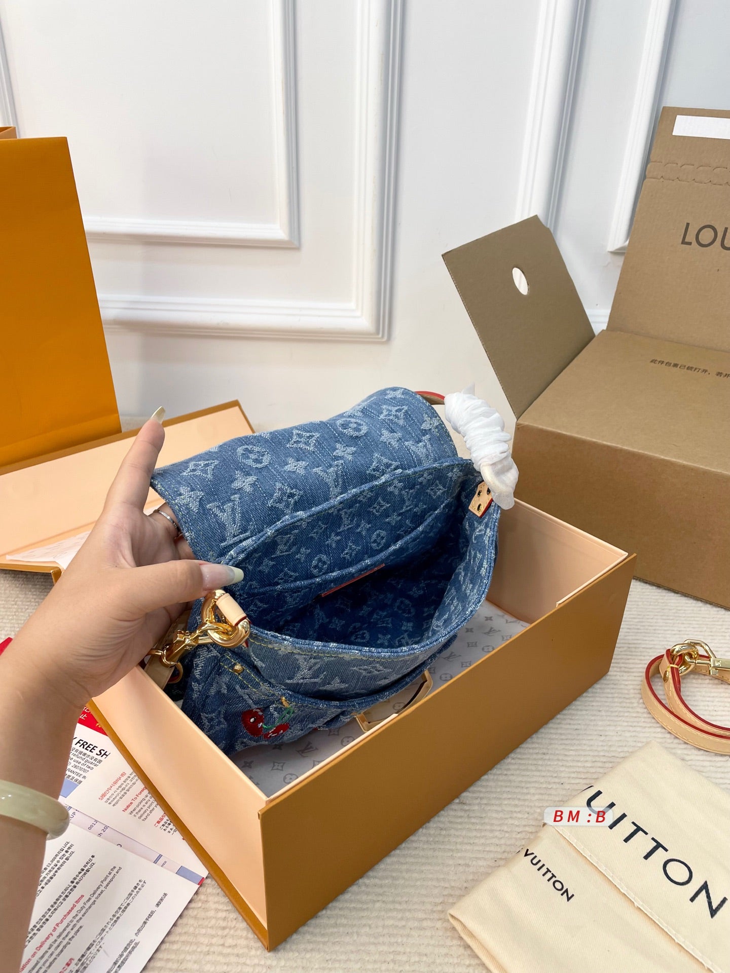 LOU* 25SS denim cherry ingot bag