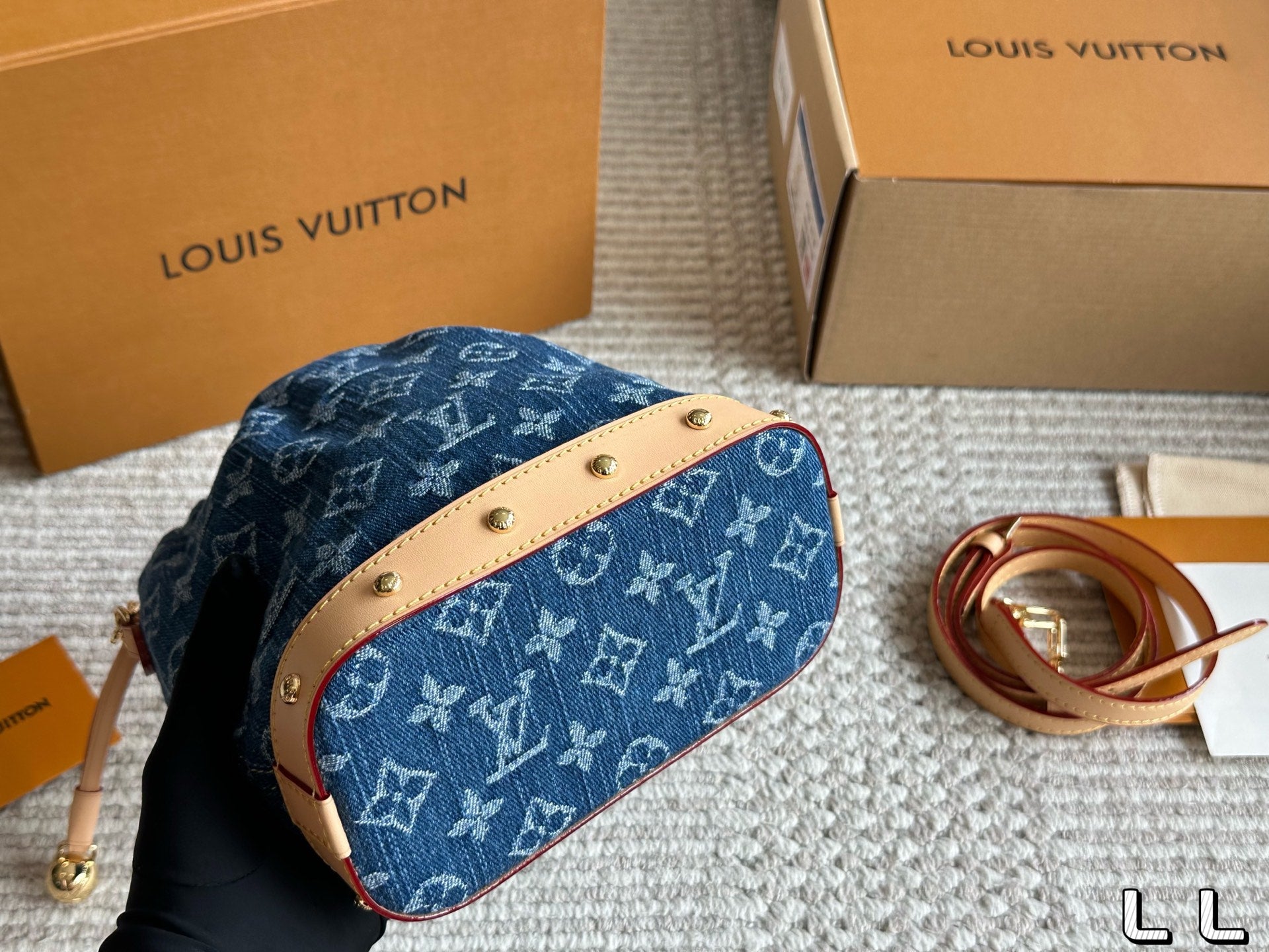 LOU* 25SS denim bag