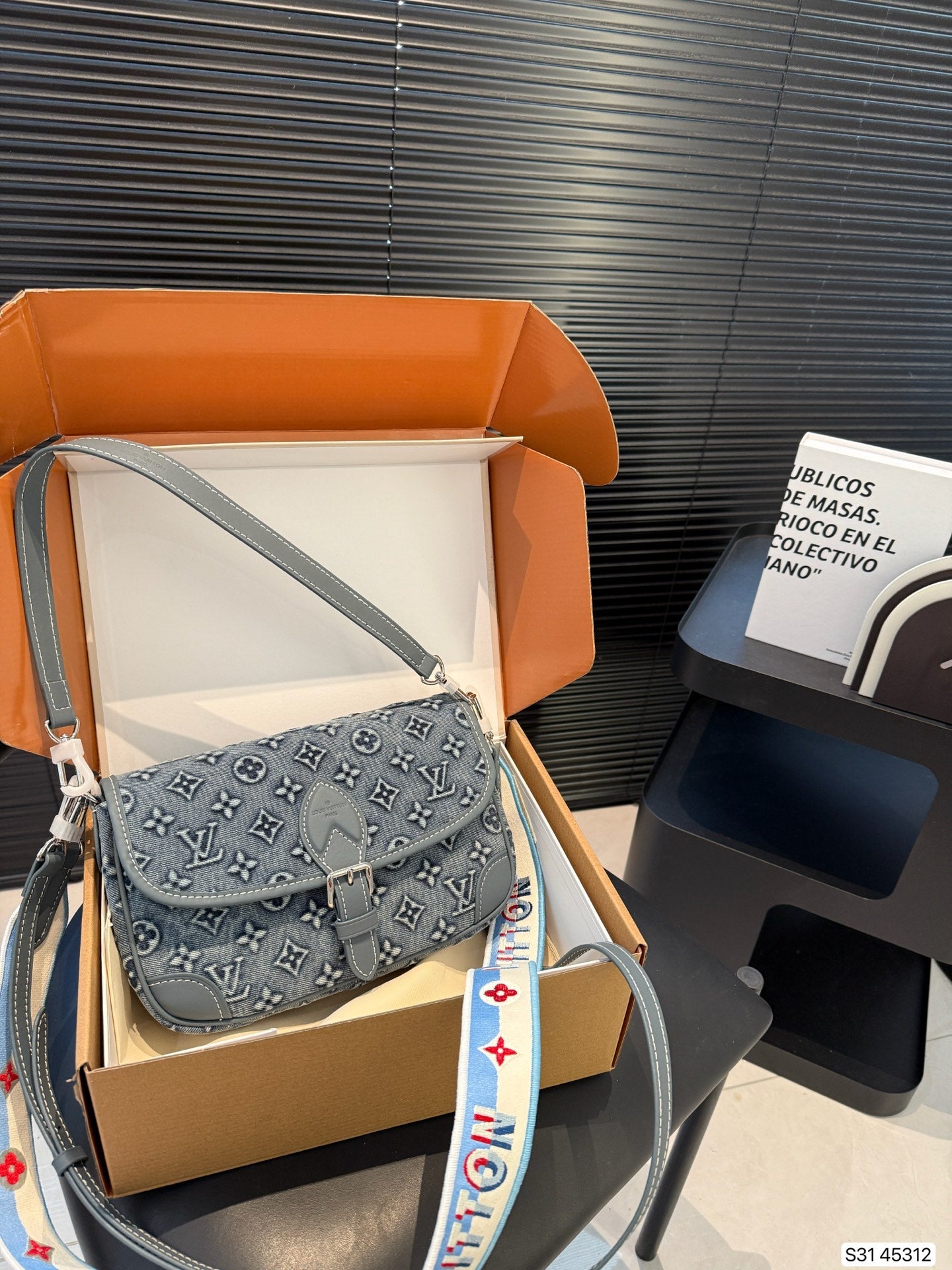 LOU* 25SS denim baguette bag