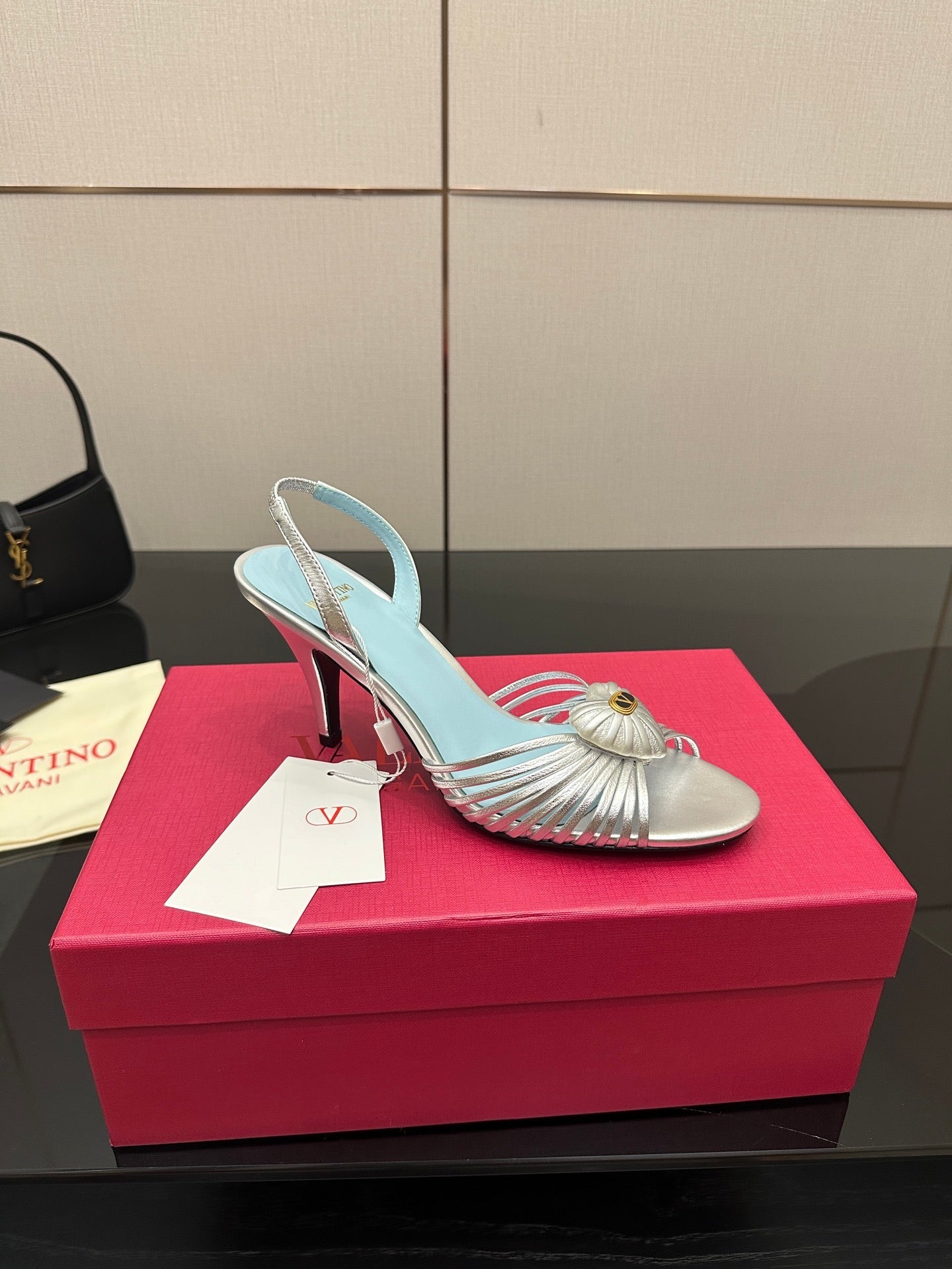 Valentino* 25SS new sandals