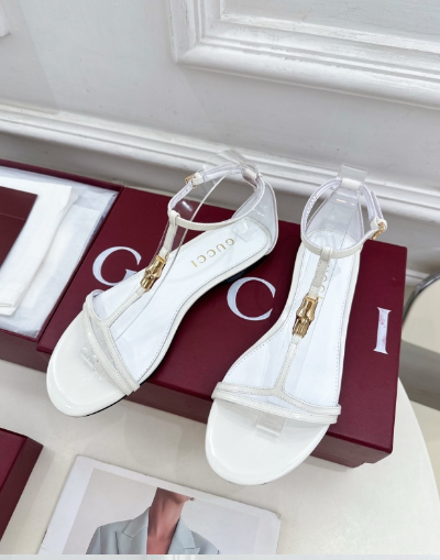 GUC* 25SS flat sandals VIP