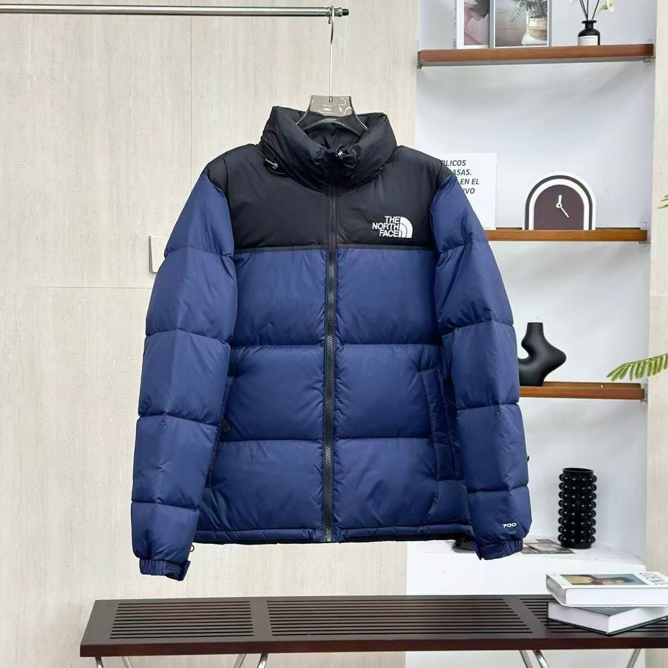 Unisex stand-collar embroidered thickened down jacket