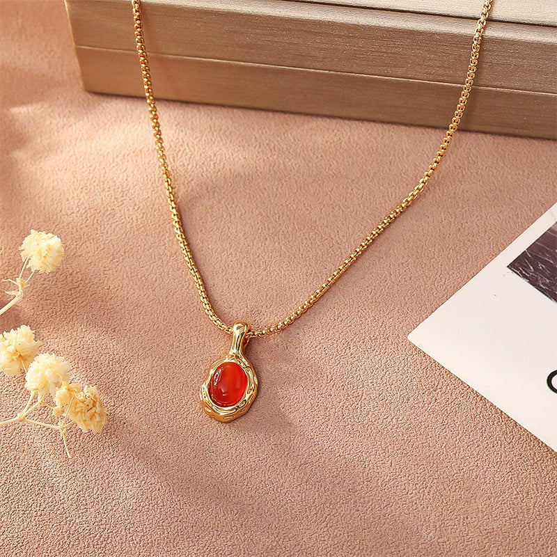 Light luxury simple clavicle chain