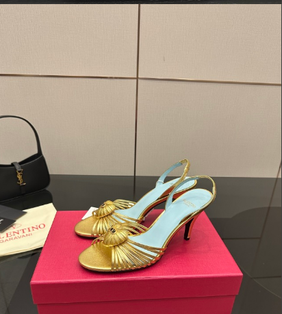 Valentino* 25SS new sandals