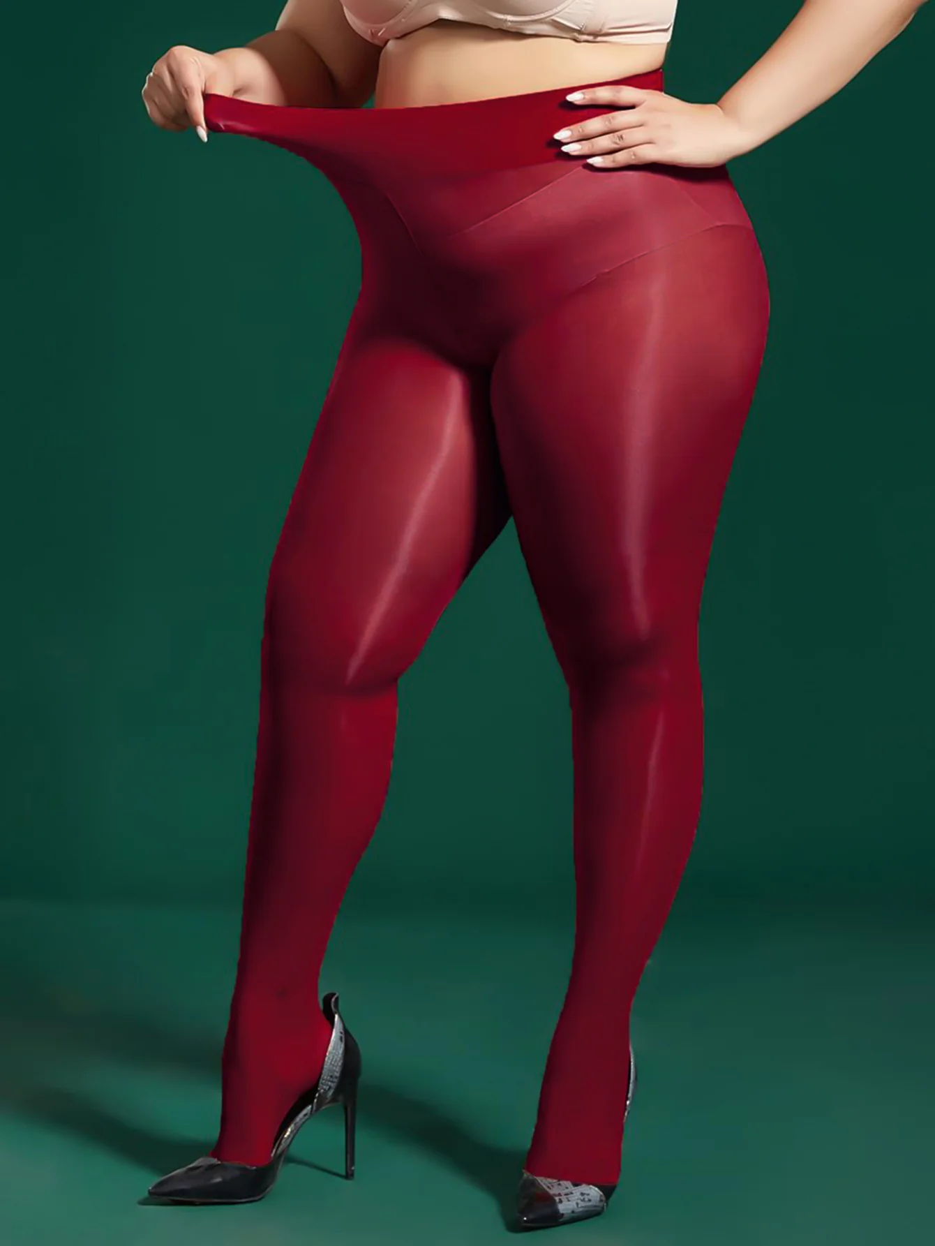 Smooth tight stockings