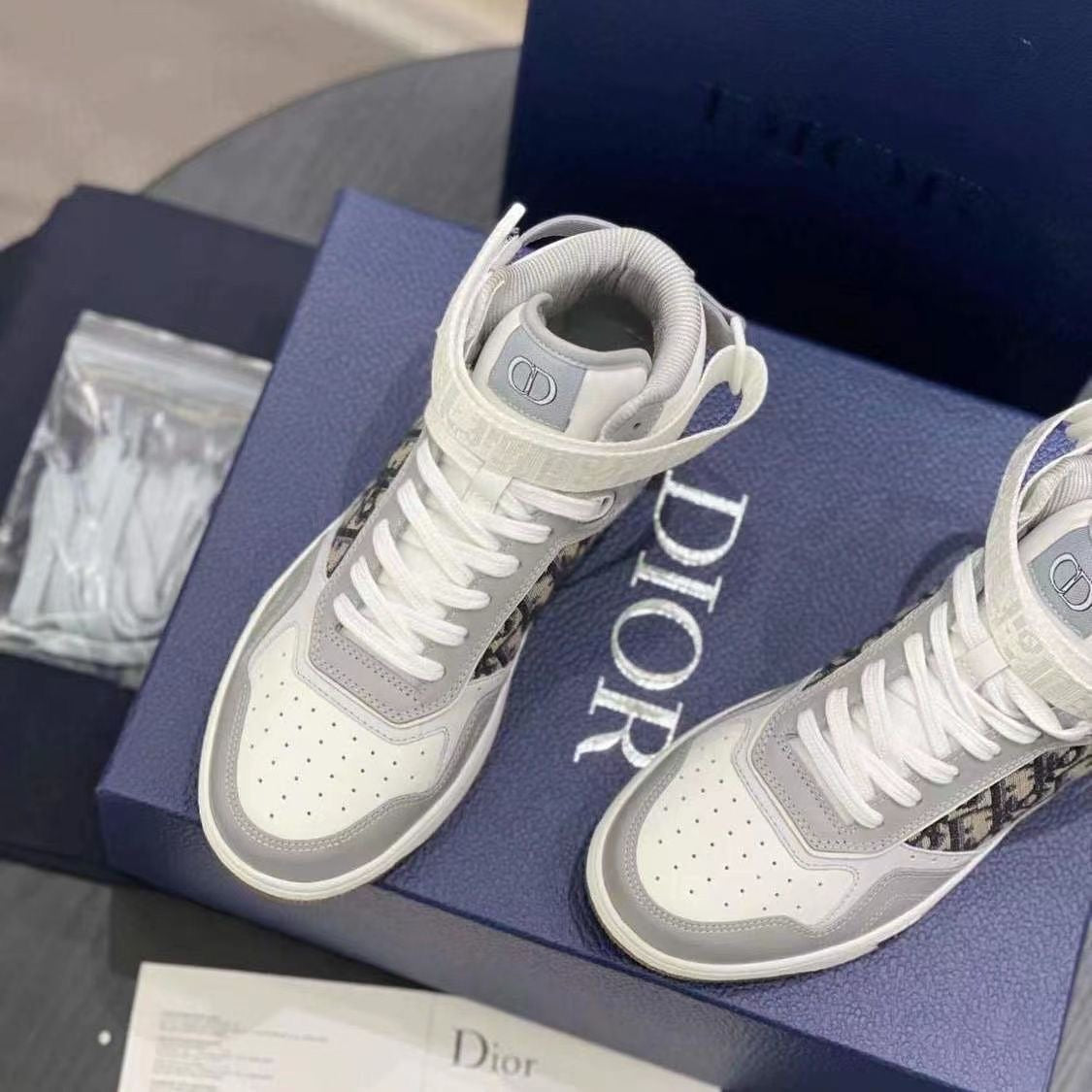 2023 D embroidered sports board shoes