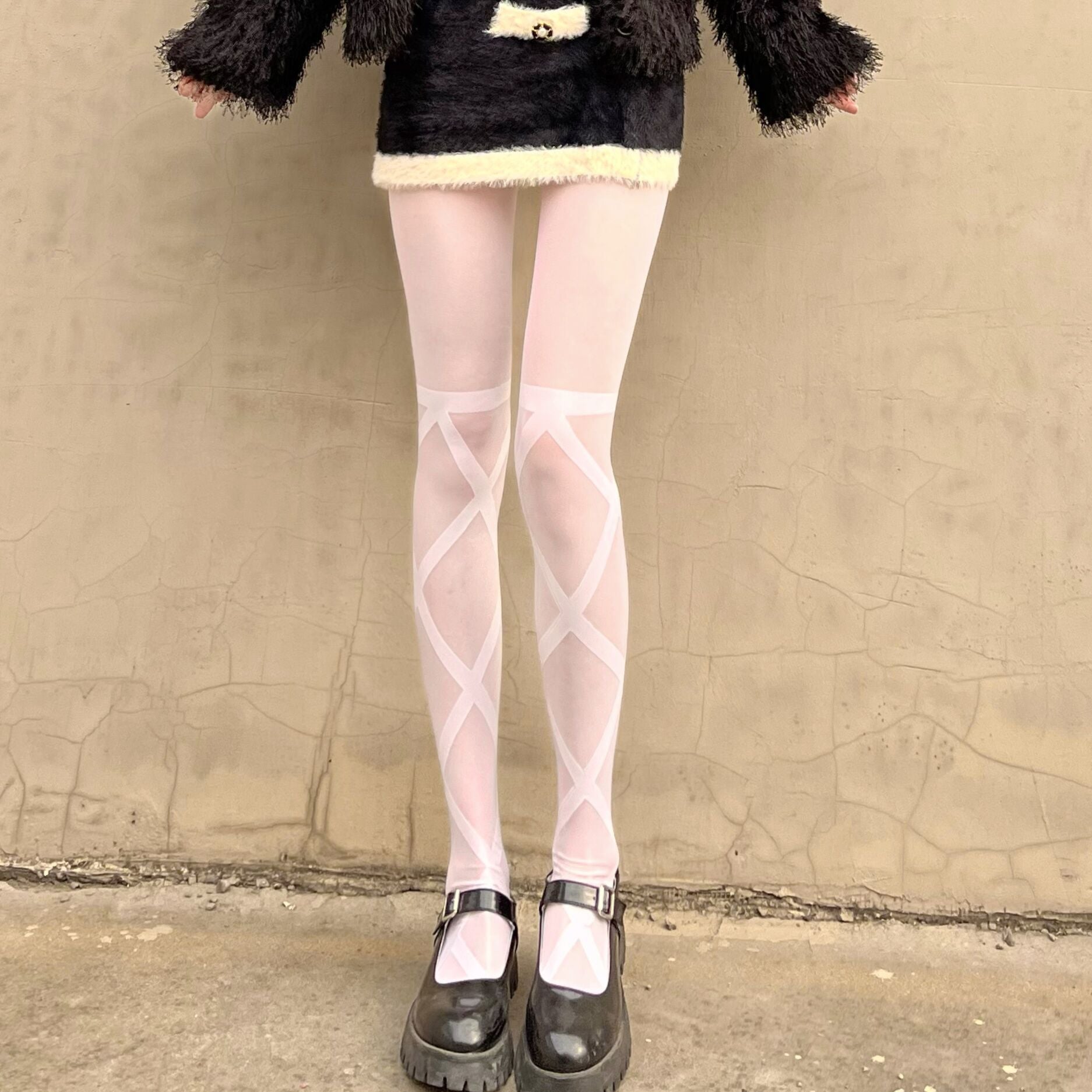 Cross Tie Printed Stockings