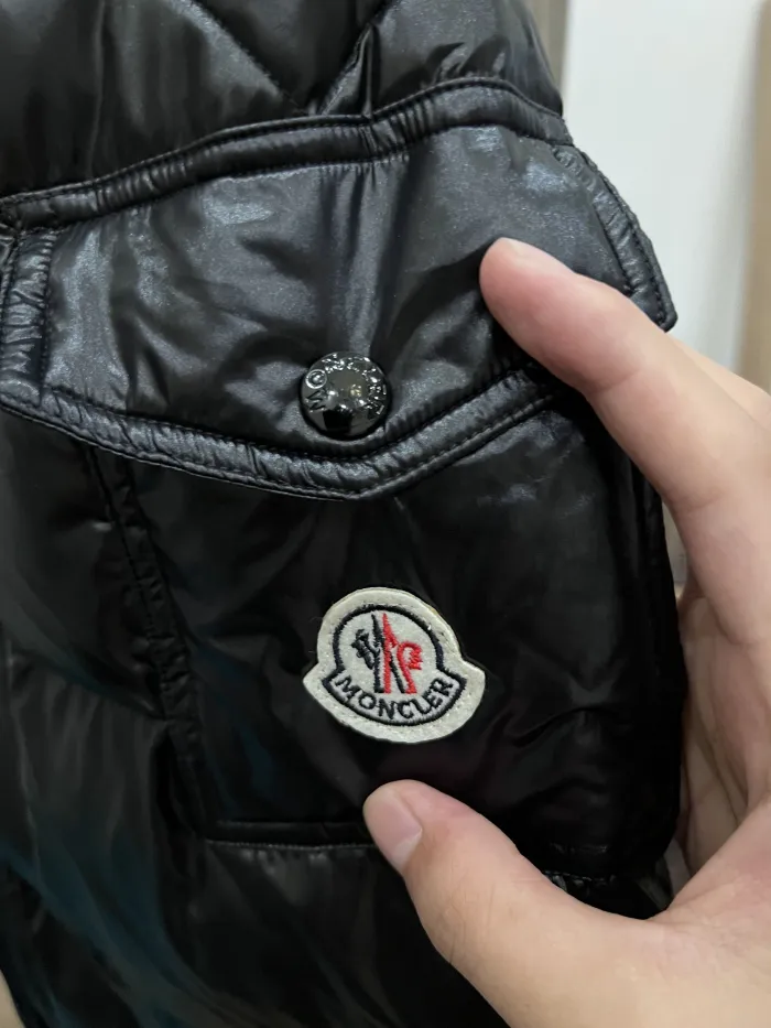 2025 Thickened, Warm, and Cold-Resistant Outerwear