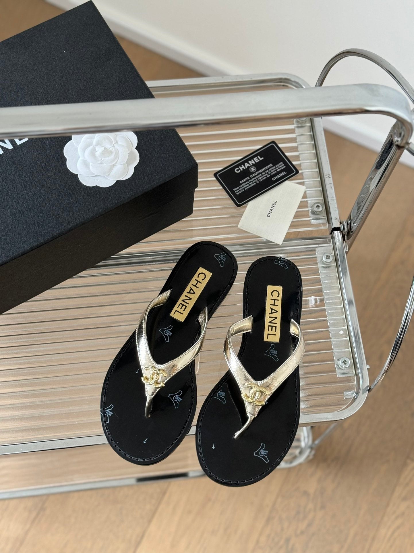 C new flip-flop bow slippers  VIP 1：1