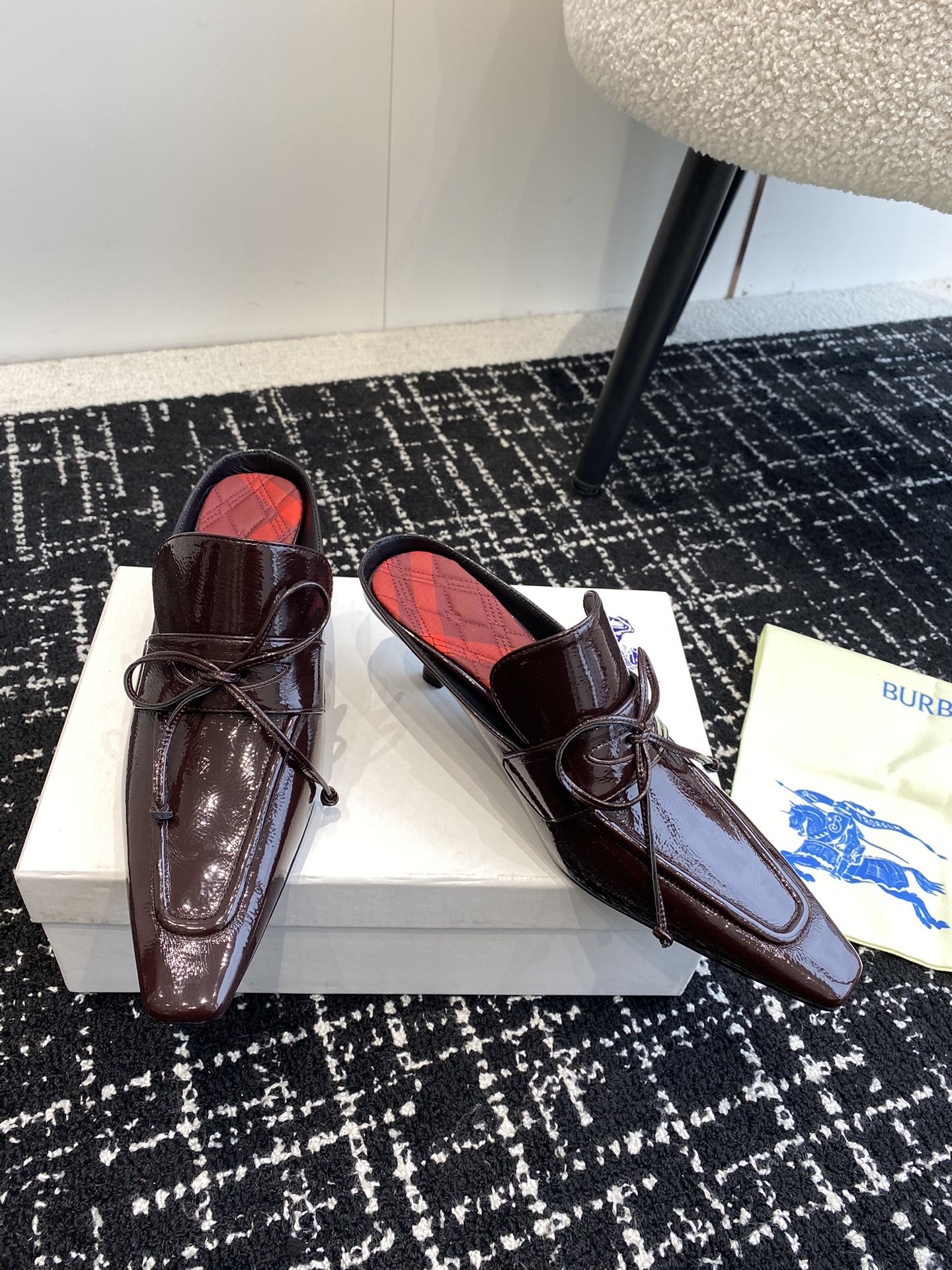 B new style British cat heels Top quality 1:1VIP