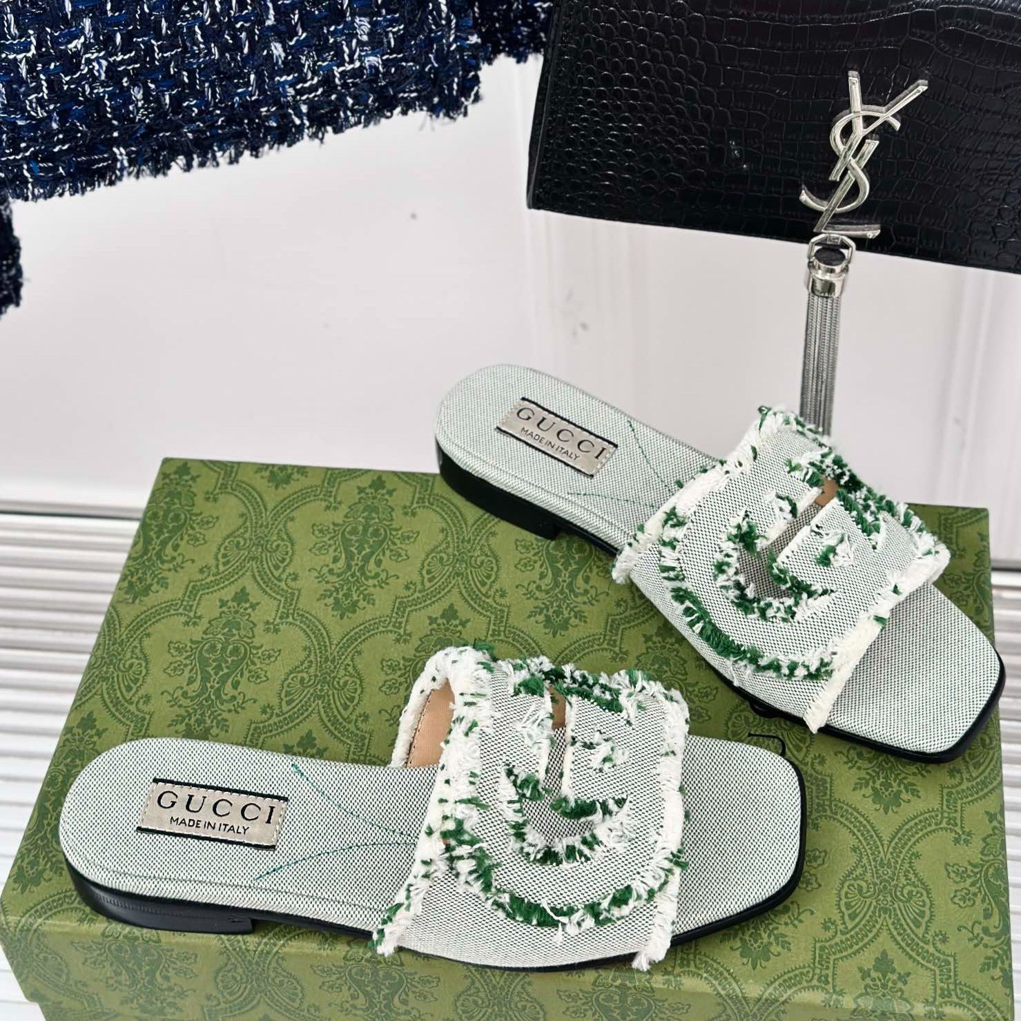 New hollow flat slippersVIP 1：1